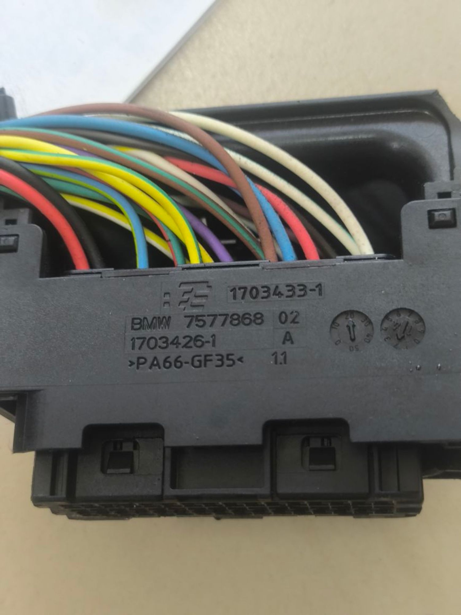 https://ycs.partsauto.market/partsauto-images/thmbs/userImages/a2d258a61cc08549ac0329b7373022c0/part/a814454f-7523-4692-bcff-00e68b5cd8d7_1786085852871.jpg
