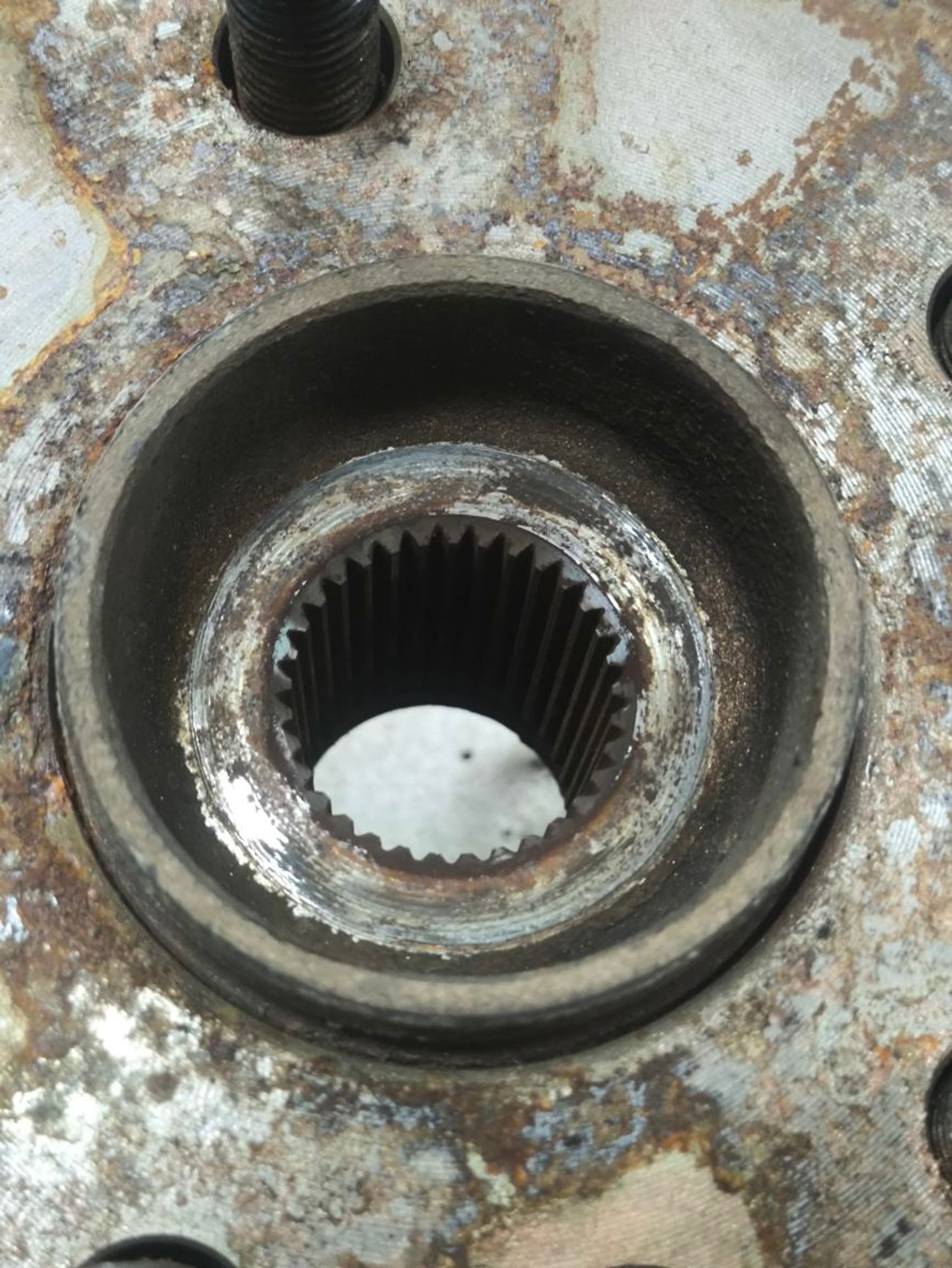https://ycs.partsauto.market/partsauto-images/thmbs/userImages/a2d258a61cc08549ac0329b7373022c0/part/a84a0d78-7409-4132-adfe-7fb6a92d0842_1787231943449.jpg
