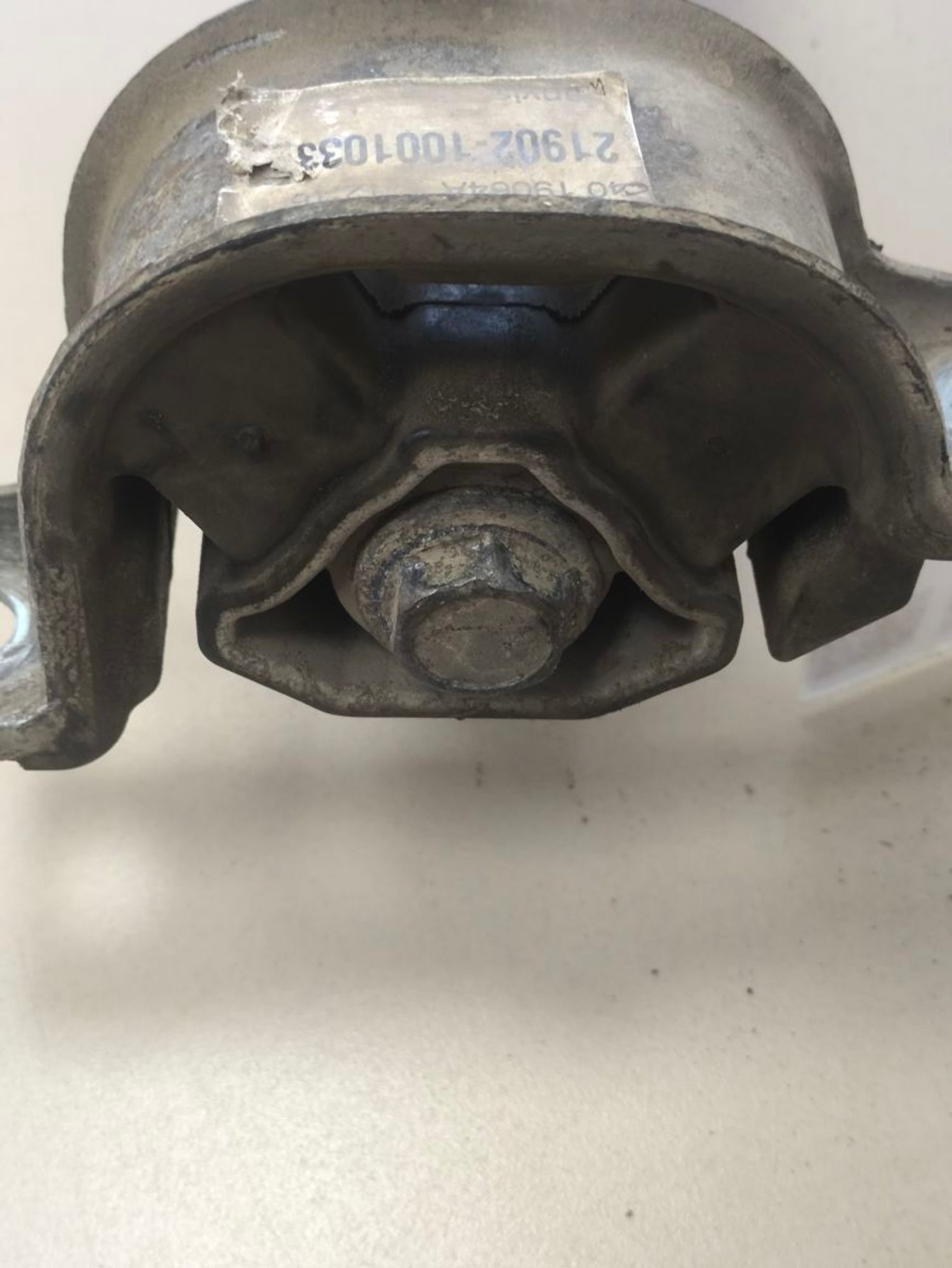 https://ycs.partsauto.market/partsauto-images/thmbs/userImages/a2d258a61cc08549ac0329b7373022c0/part/a86e7dcb-e78f-4a96-bacf-8a4da5ac242f_1787133887365.jpg