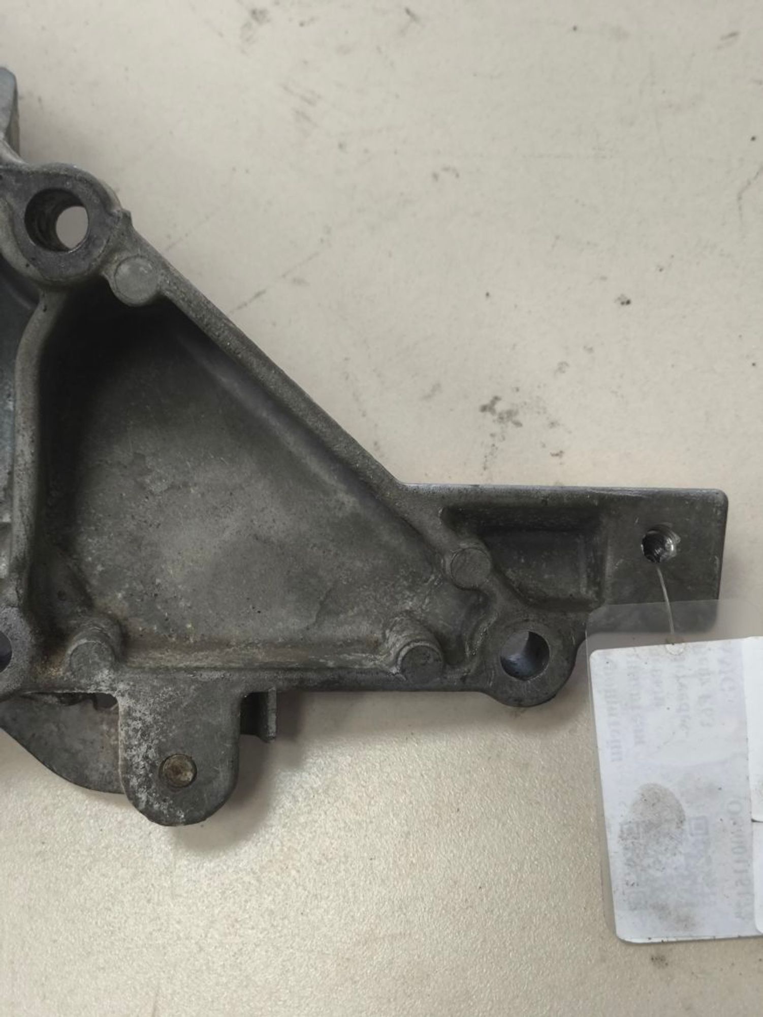 https://ycs.partsauto.market/partsauto-images/thmbs/userImages/a2d258a61cc08549ac0329b7373022c0/part/a91d63c2-cde8-4859-b6c2-8e94e38be916_1784732157960.jpg