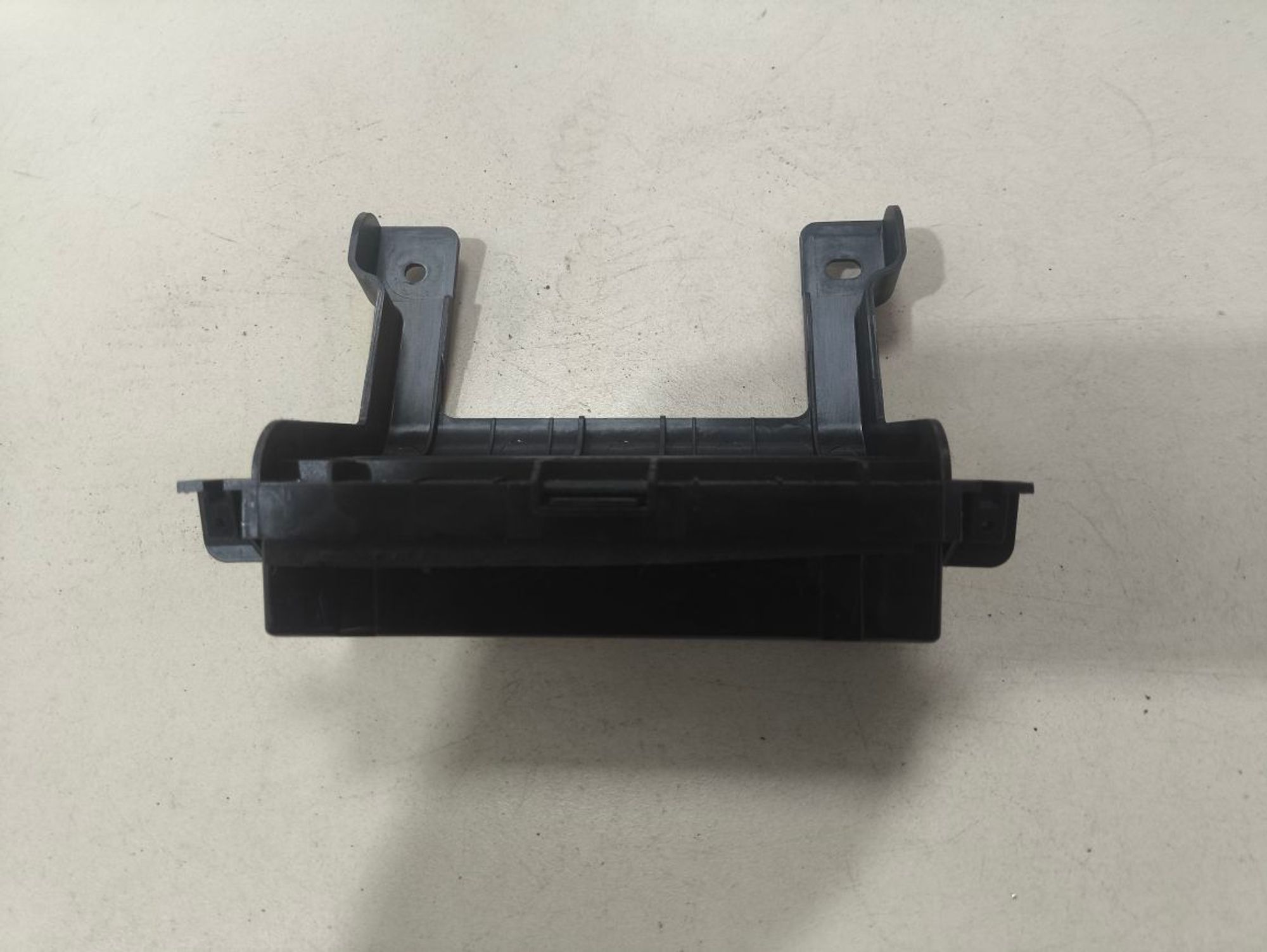 https://ycs.partsauto.market/partsauto-images/thmbs/userImages/a2d258a61cc08549ac0329b7373022c0/part/a9509c3d-50cb-424b-aaba-5c255f59c8d4_1781102959174.jpg