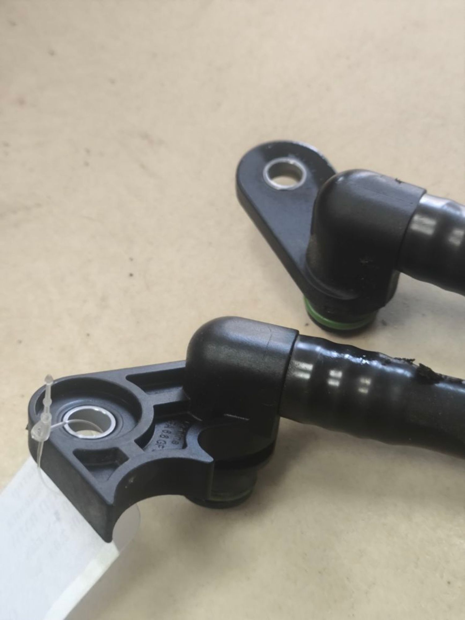 https://ycs.partsauto.market/partsauto-images/thmbs/userImages/a2d258a61cc08549ac0329b7373022c0/part/a9d0001e-6bae-4b33-8a23-775cf4edccc3_1786019327139.jpg