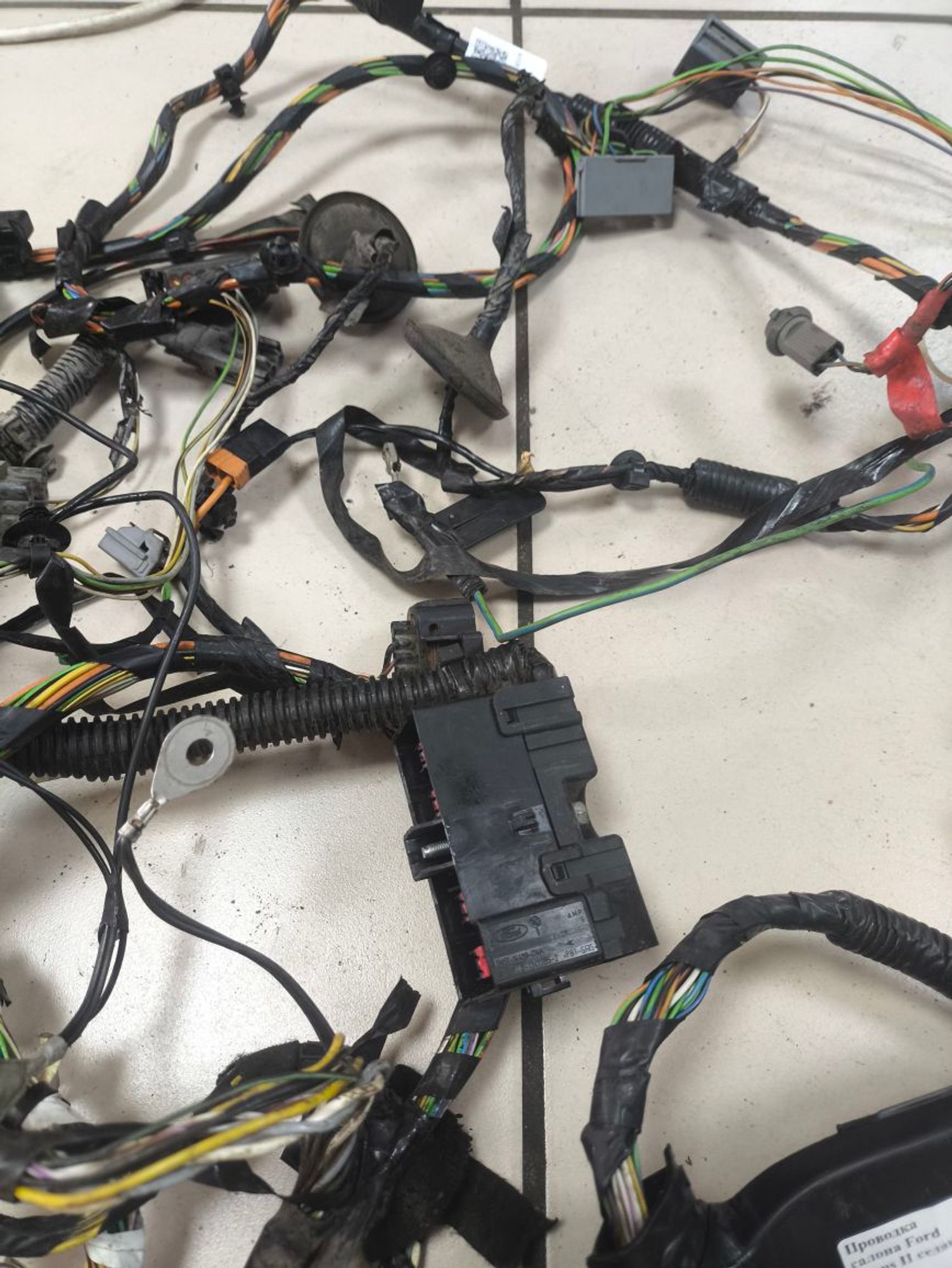 https://ycs.partsauto.market/partsauto-images/thmbs/userImages/a2d258a61cc08549ac0329b7373022c0/part/aa9b3d96-5edf-492f-aad2-f90664467d4d_1781684231987.jpg