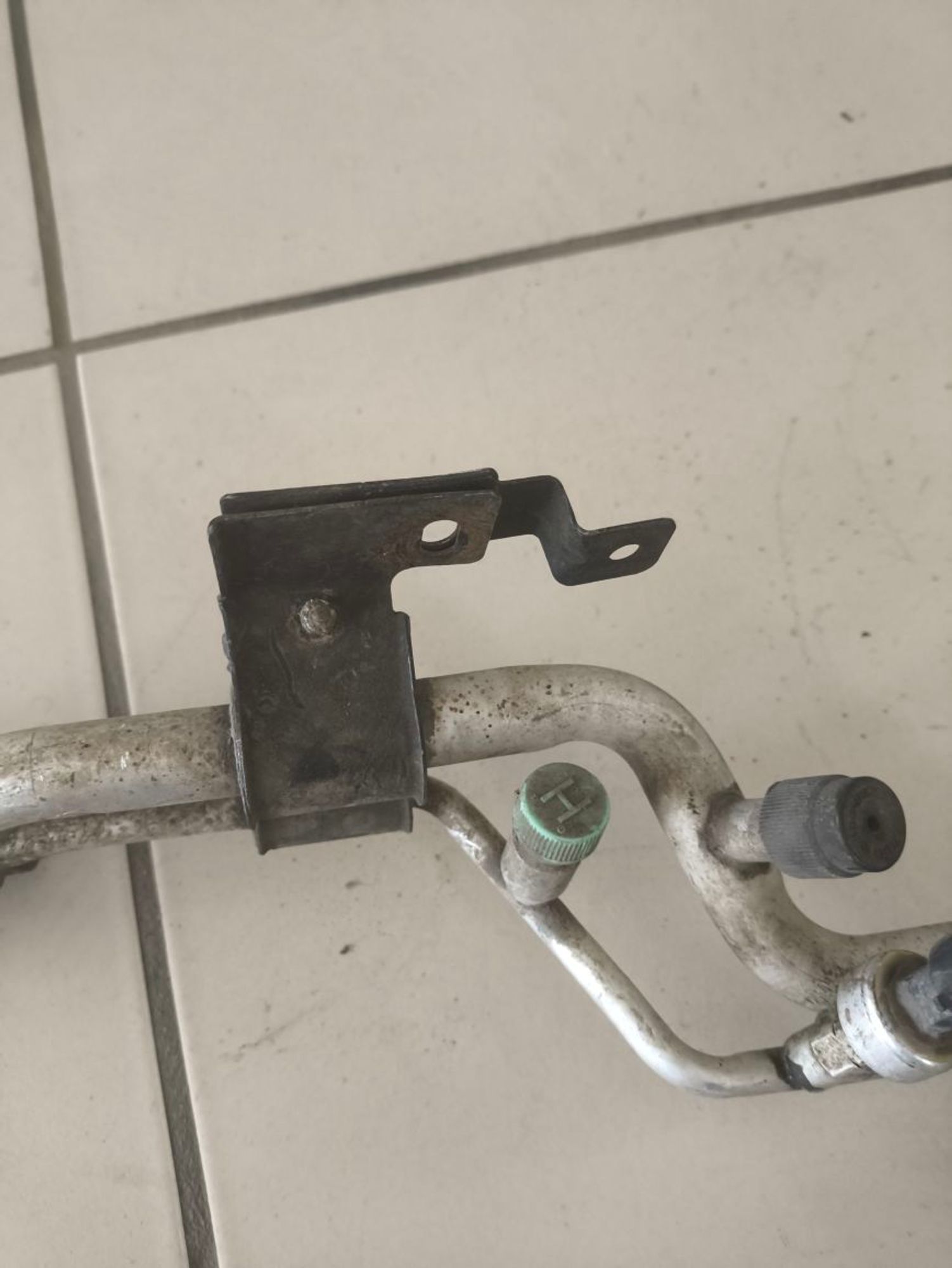 https://ycs.partsauto.market/partsauto-images/thmbs/userImages/a2d258a61cc08549ac0329b7373022c0/part/aa9f7d3a-0d60-447c-a9fe-10db4eefa230_1781249586064.jpg