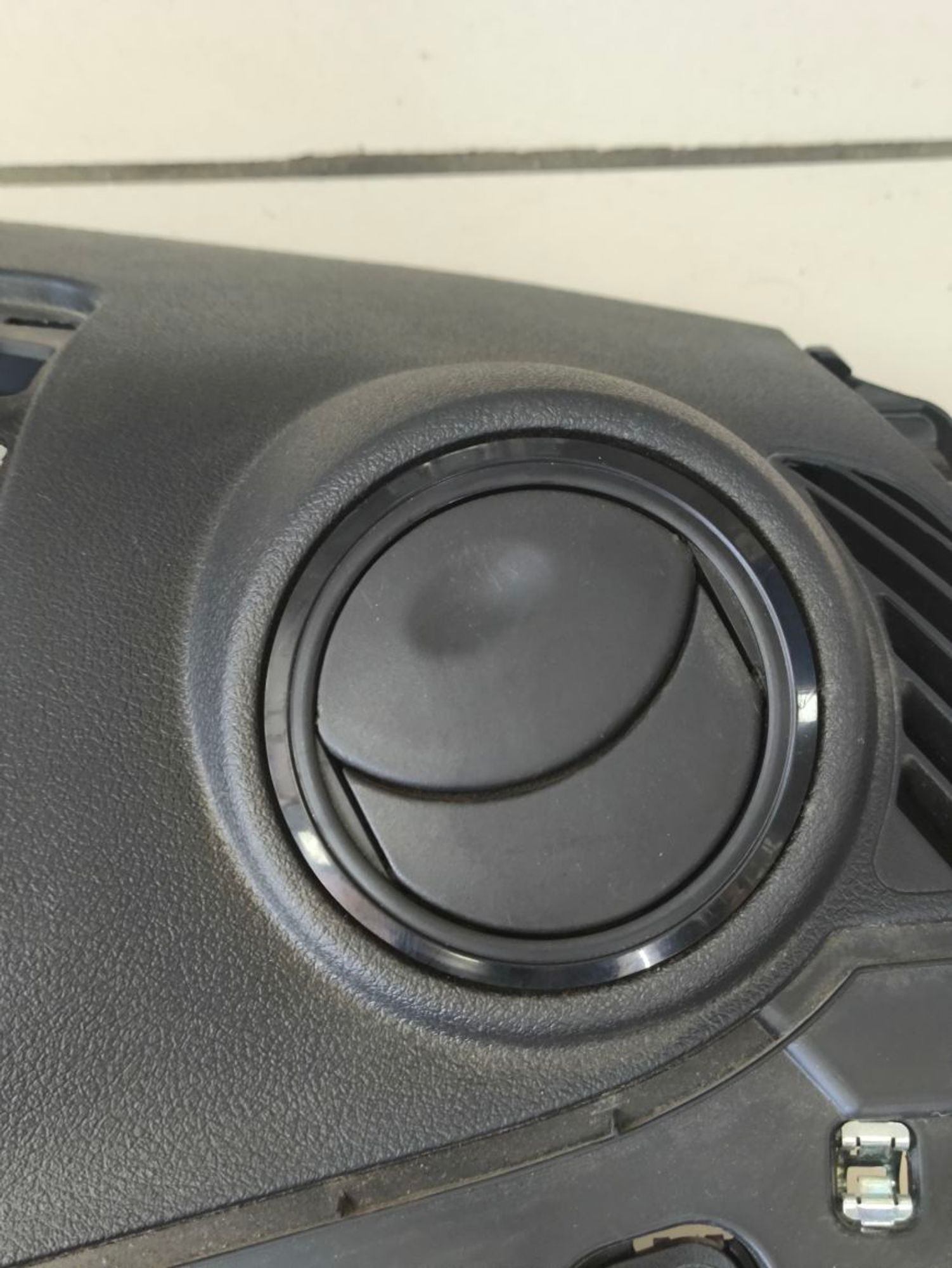 https://ycs.partsauto.market/partsauto-images/thmbs/userImages/a2d258a61cc08549ac0329b7373022c0/part/aadd0bfb-5ce0-435d-a26e-3291547ab677_1783673755635.jpg