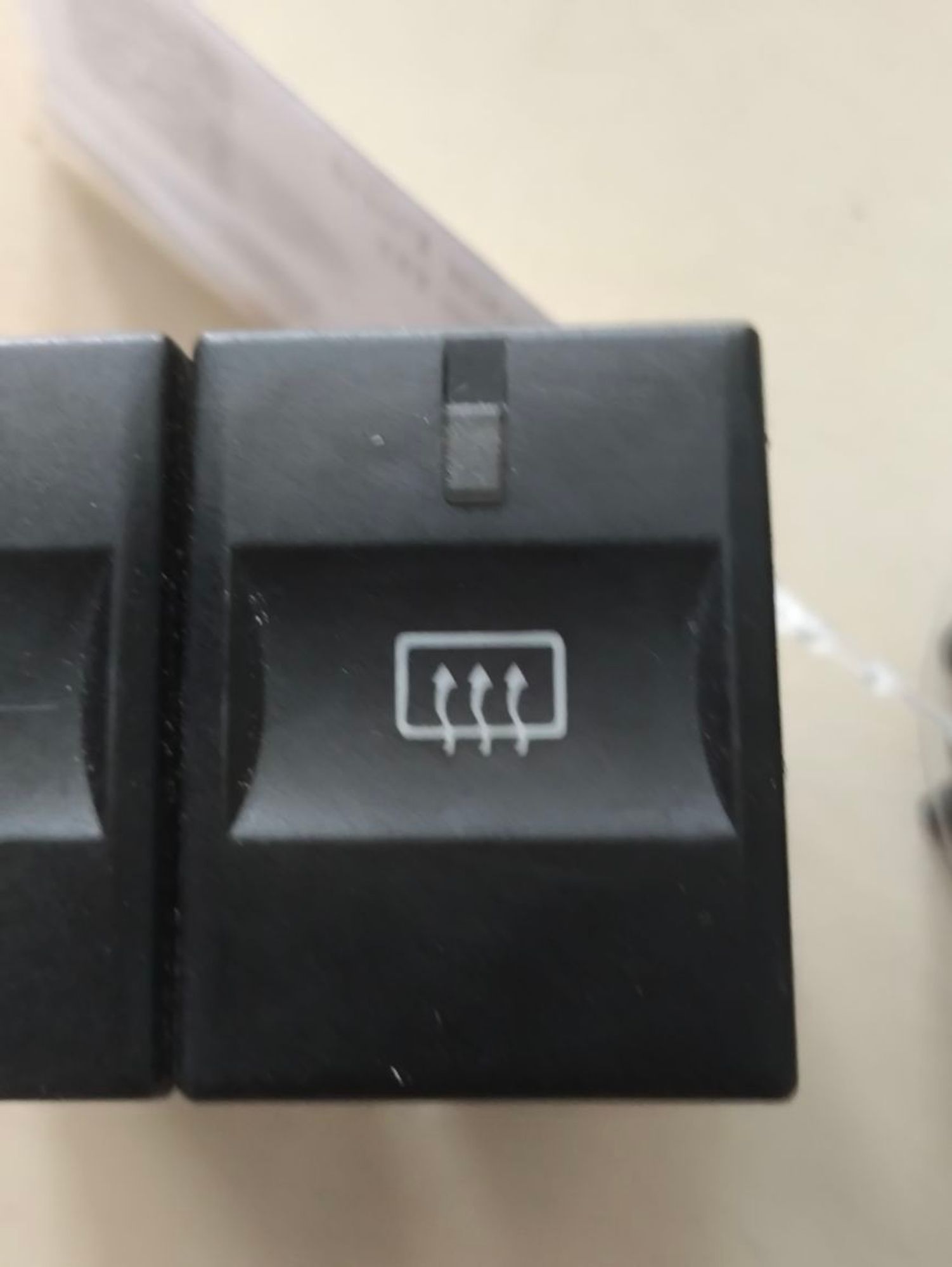 https://ycs.partsauto.market/partsauto-images/thmbs/userImages/a2d258a61cc08549ac0329b7373022c0/part/aade674e-762a-4bec-8ece-5e8fcb1e93d3_1787044548177.jpg
