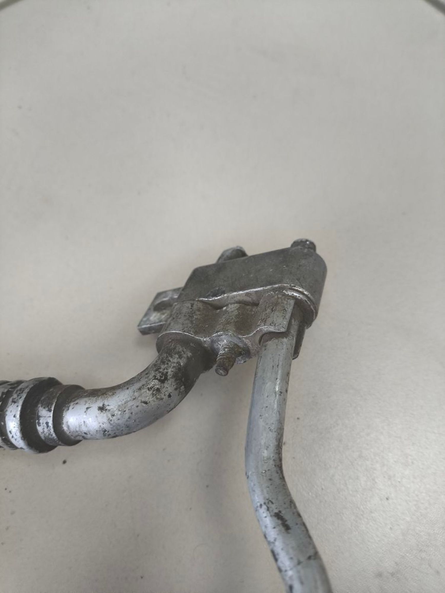 https://ycs.partsauto.market/partsauto-images/thmbs/userImages/a2d258a61cc08549ac0329b7373022c0/part/ad5bcb41-1827-4a05-812b-7802723be2d4_1781262601834.jpg