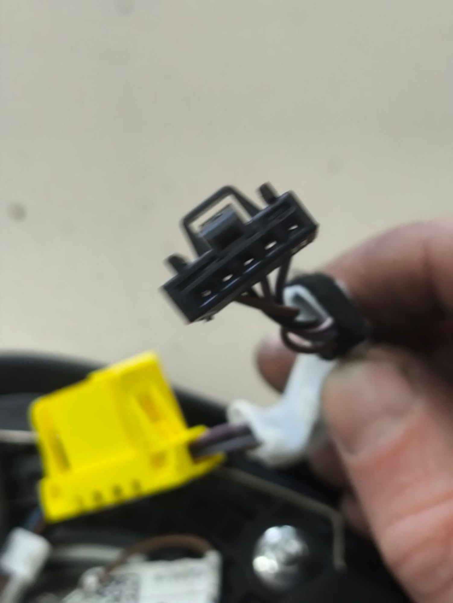 https://ycs.partsauto.market/partsauto-images/thmbs/userImages/a2d258a61cc08549ac0329b7373022c0/part/ad6edc14-955c-4f4b-9061-acfbe46262f2_1782391584500.jpg