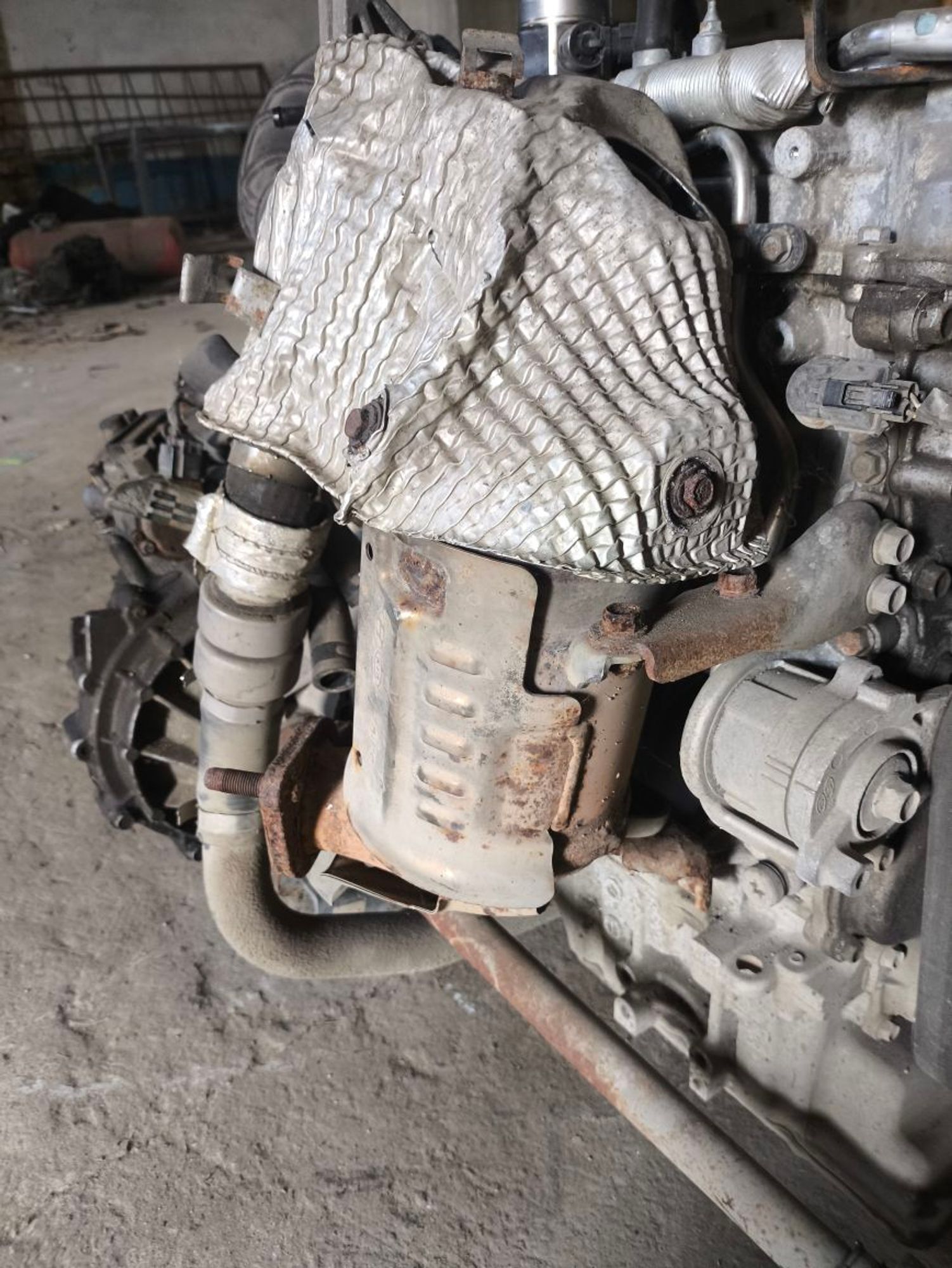 https://ycs.partsauto.market/partsauto-images/thmbs/userImages/a2d258a61cc08549ac0329b7373022c0/part/ae415f68-04e1-4795-80d9-37334e21f373_1782289154876.jpg