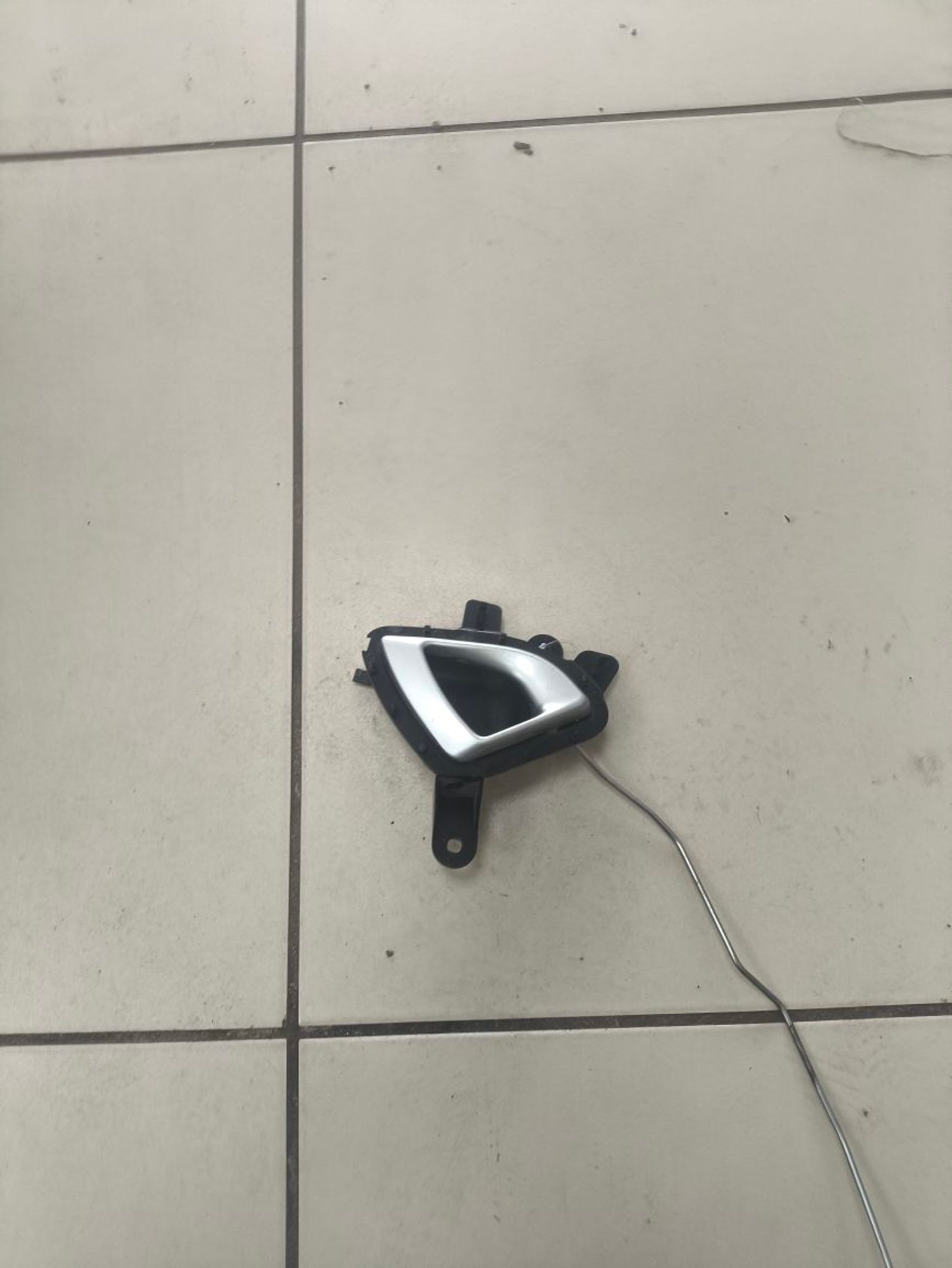 https://ycs.partsauto.market/partsauto-images/thmbs/userImages/a2d258a61cc08549ac0329b7373022c0/part/ae65b379-dc70-4b54-9345-aeb0818ec1b6_1785497303210.jpg