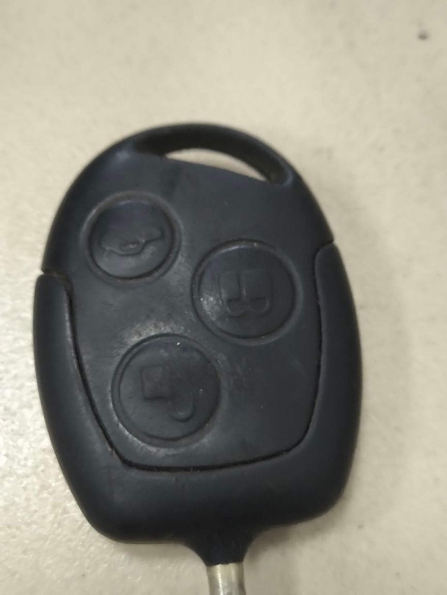 https://ycs.partsauto.market/partsauto-images/thmbs/userImages/a2d258a61cc08549ac0329b7373022c0/part/af6b9286-b723-428c-9c95-b7317a539315_1787057563489.jpg