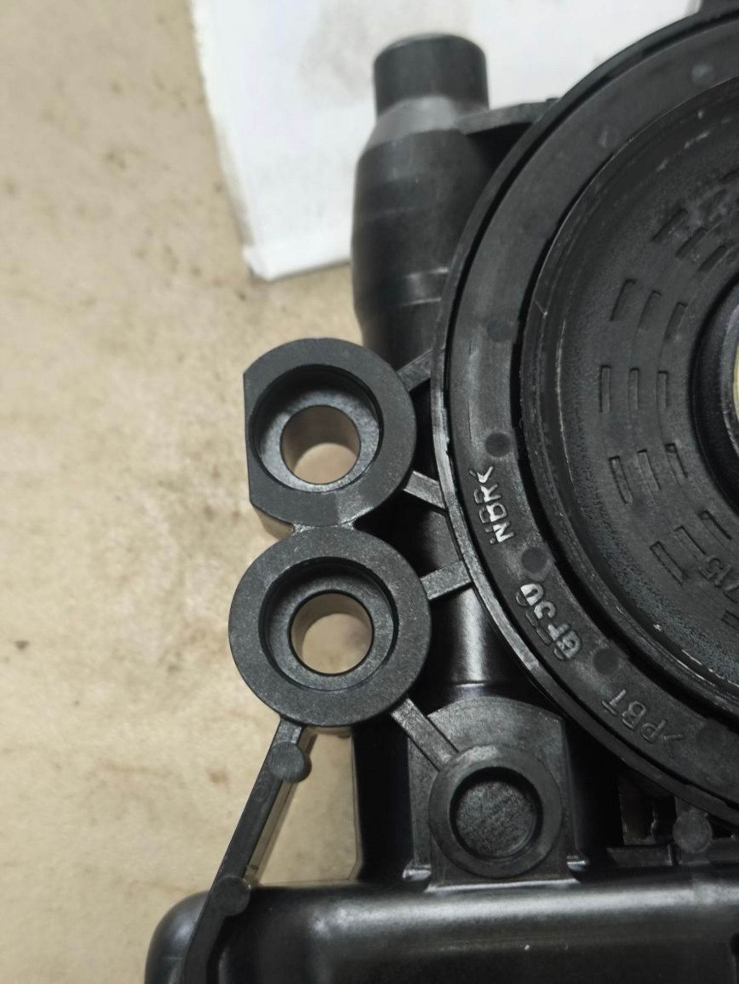 https://ycs.partsauto.market/partsauto-images/thmbs/userImages/a2d258a61cc08549ac0329b7373022c0/part/b16edb05-3aa1-49b1-8649-caf73d42e373_1784900374648.jpg