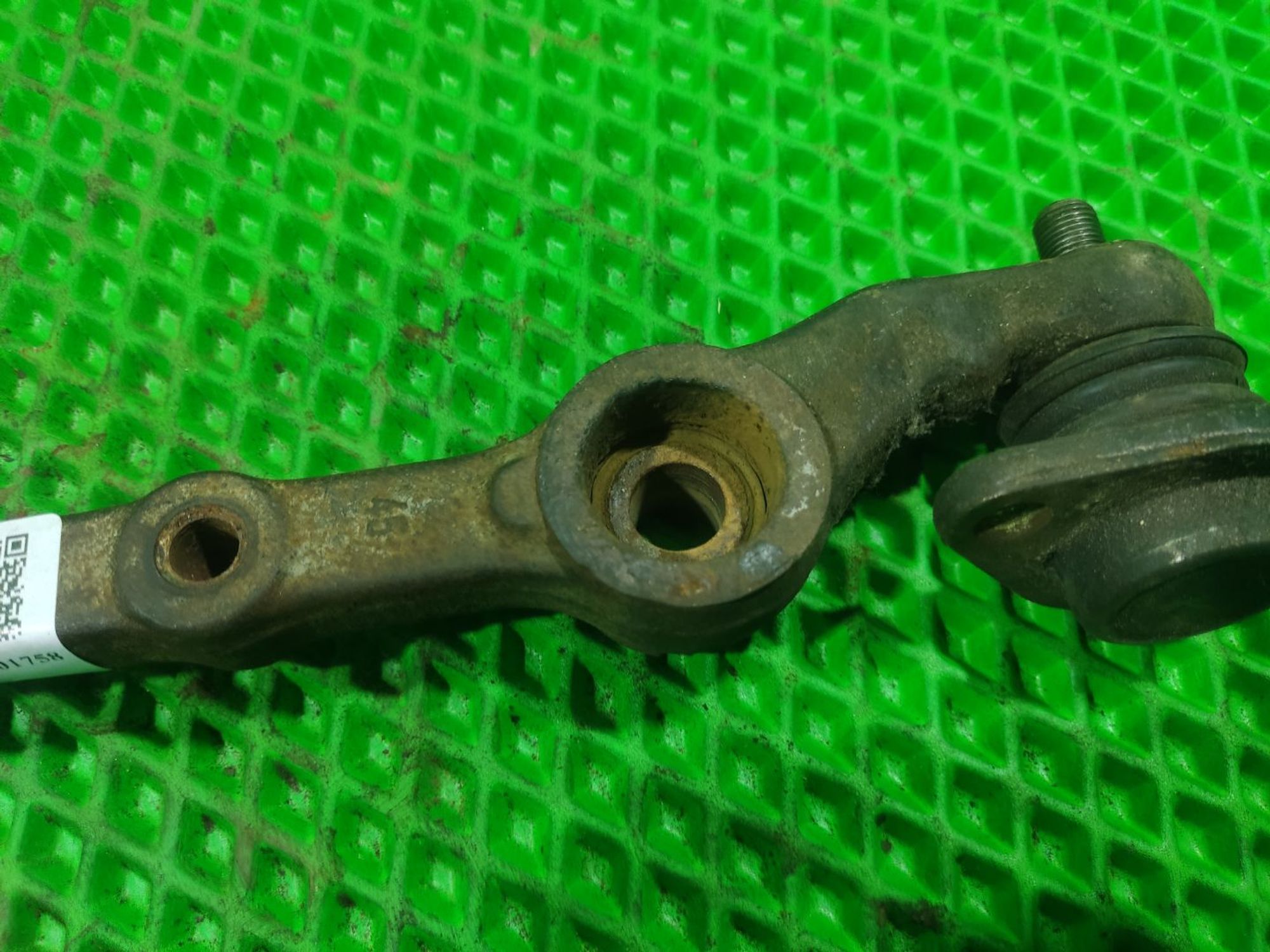 Рычаг подвески левый Lada Granta Liftback, 700 рублей, Тамбов