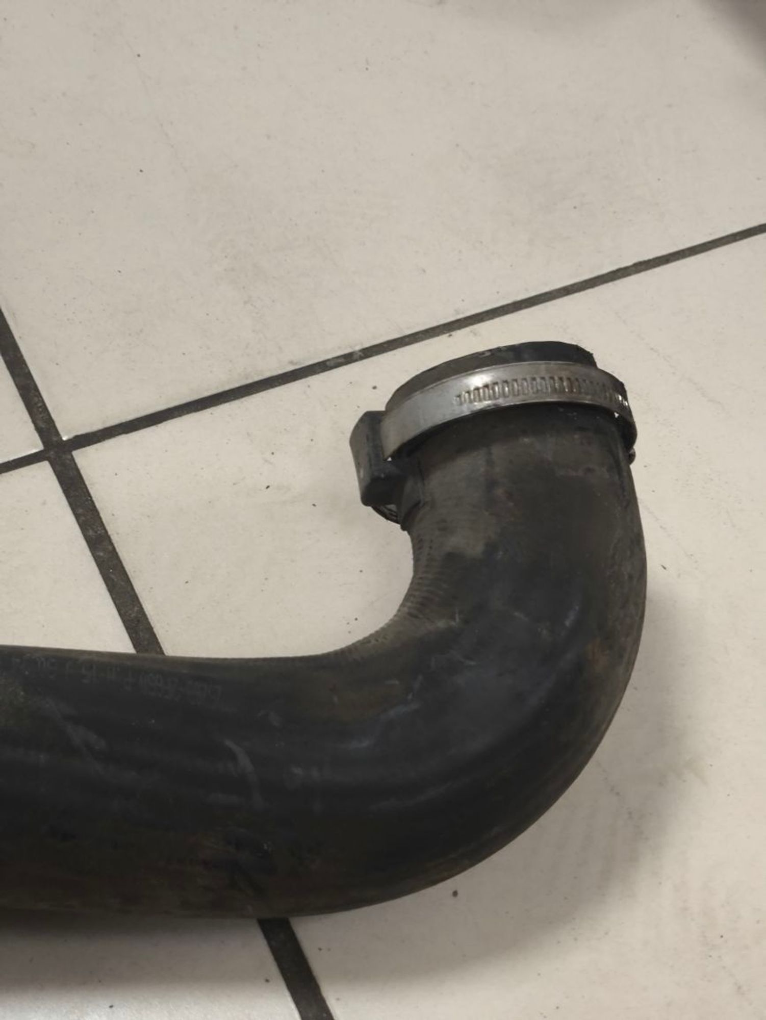 https://ycs.partsauto.market/partsauto-images/thmbs/userImages/a2d258a61cc08549ac0329b7373022c0/part/b36e18b6-9b88-4b82-9b26-9a6a480631b0_1786956332640.jpg
