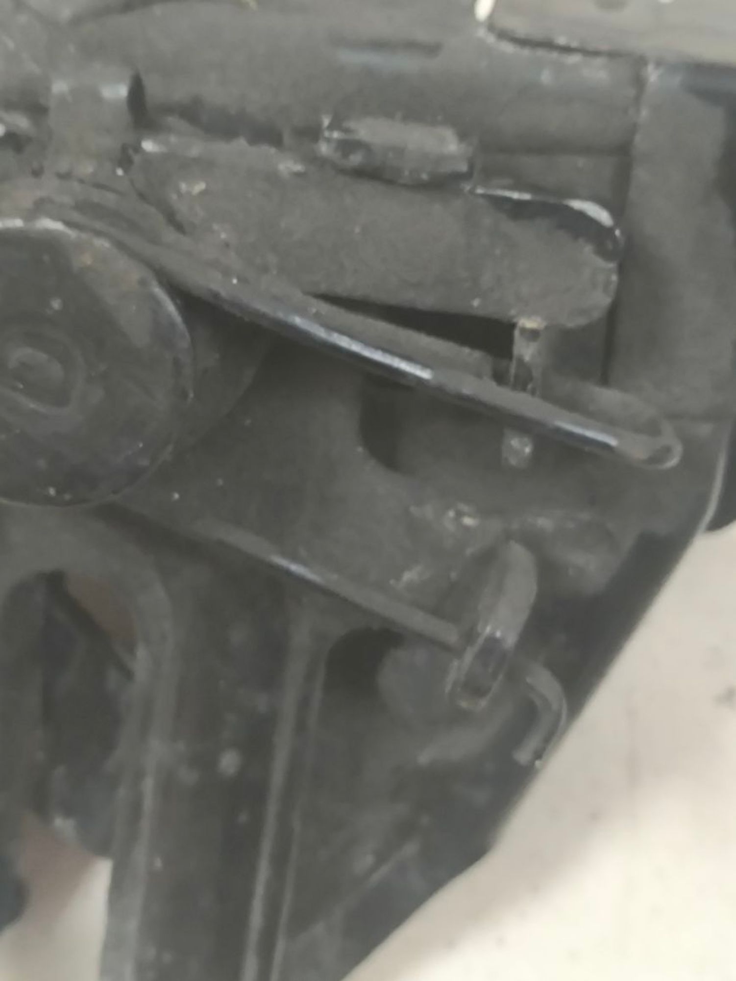 https://ycs.partsauto.market/partsauto-images/thmbs/userImages/a2d258a61cc08549ac0329b7373022c0/part/b47955ed-5b23-4c16-8787-67afbebaf632_1781695108857.jpg