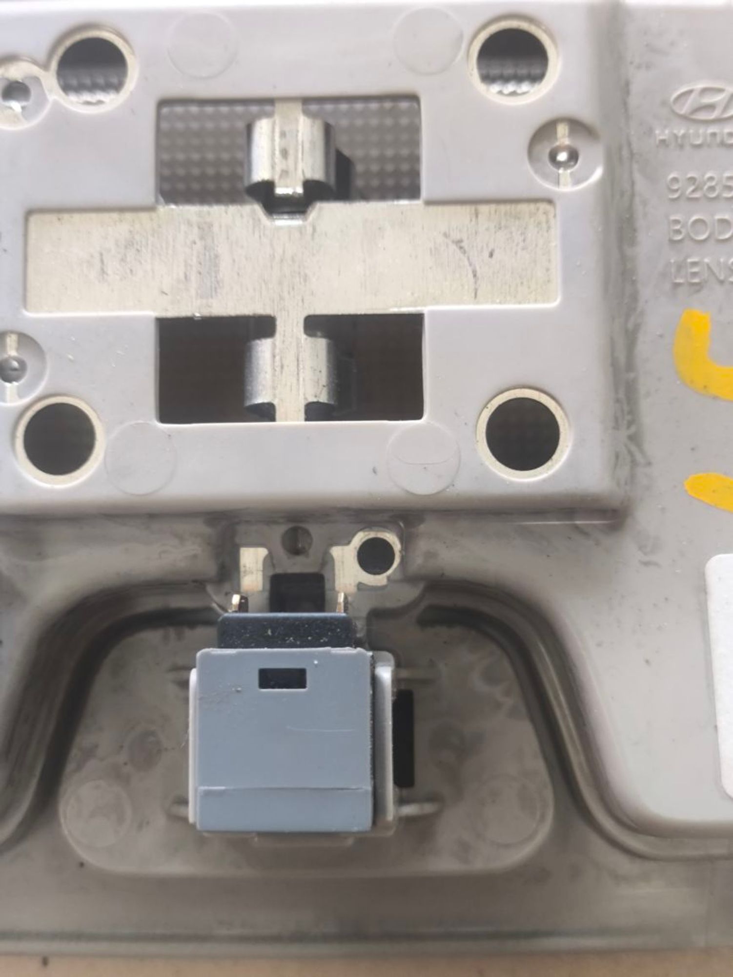 https://ycs.partsauto.market/partsauto-images/thmbs/userImages/a2d258a61cc08549ac0329b7373022c0/part/b479f03e-e2af-4c85-8b8d-1bc8a1915e6e_1786456736512.jpg
