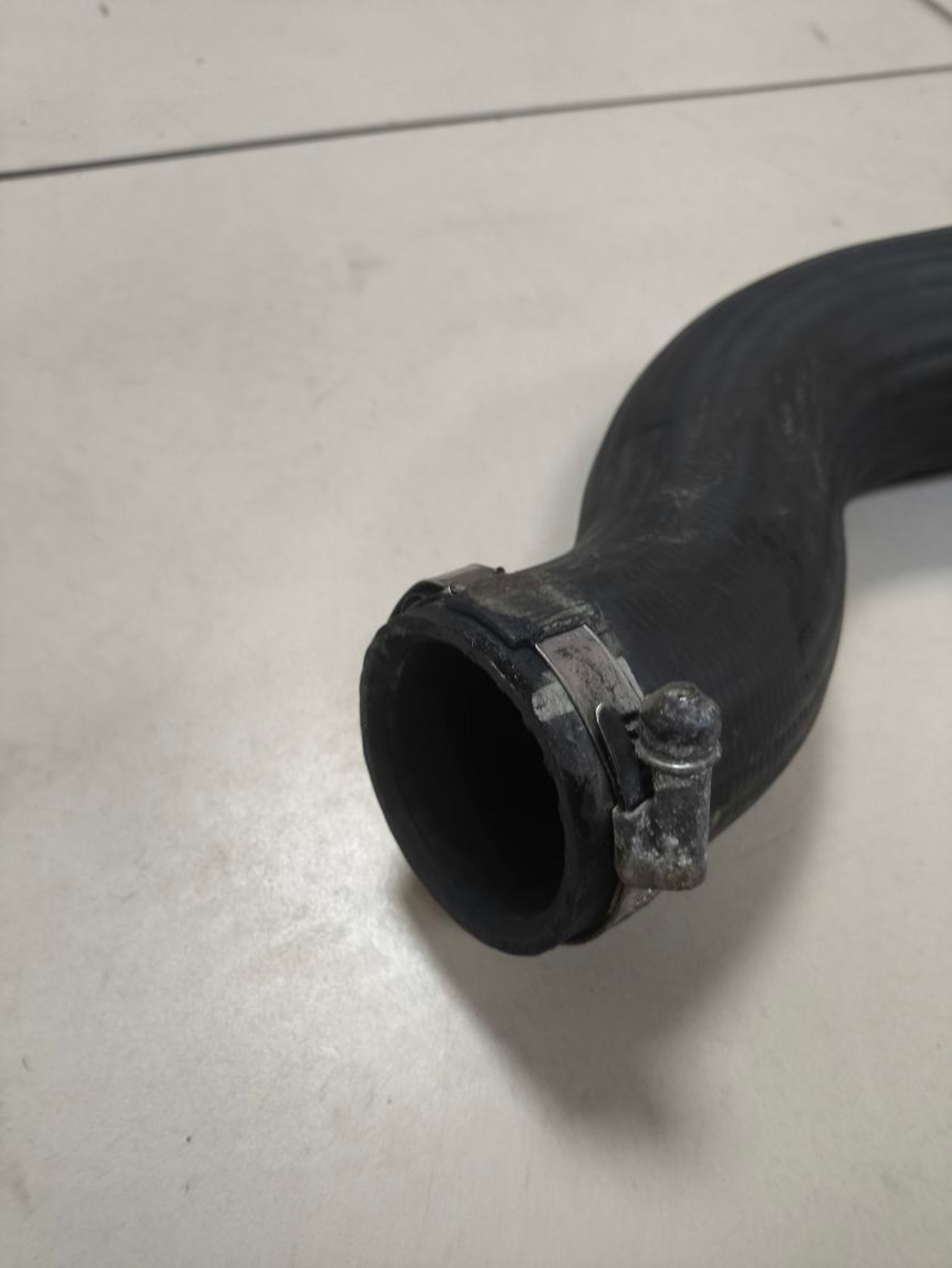https://ycs.partsauto.market/partsauto-images/thmbs/userImages/a2d258a61cc08549ac0329b7373022c0/part/b51eb80b-83f9-4b8c-bc99-0e7cd3281144_1786955915126.jpg