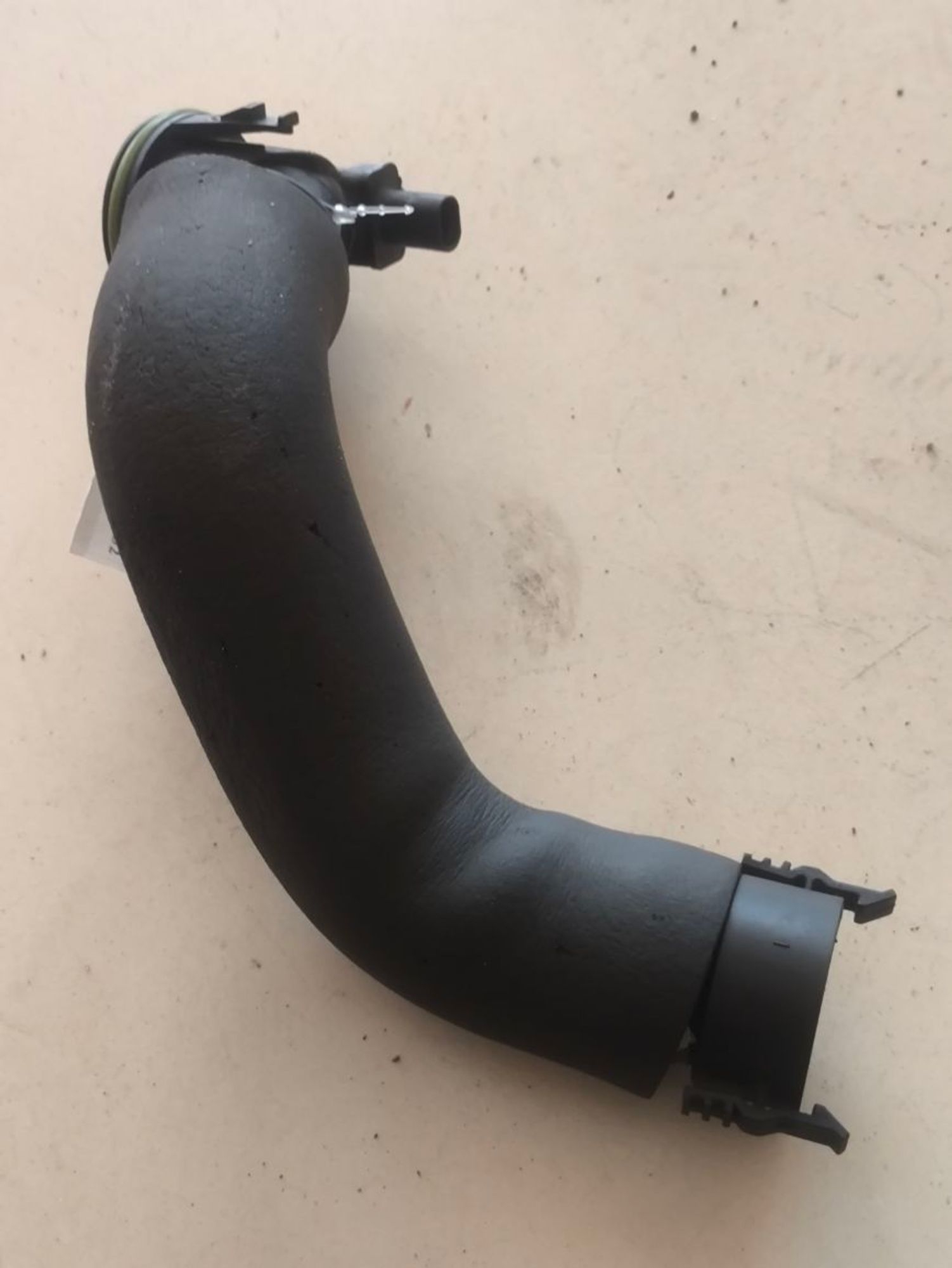 https://ycs.partsauto.market/partsauto-images/thmbs/userImages/a2d258a61cc08549ac0329b7373022c0/part/b6344809-fa49-44bb-9969-966d2349f51f_1785999352869.jpg