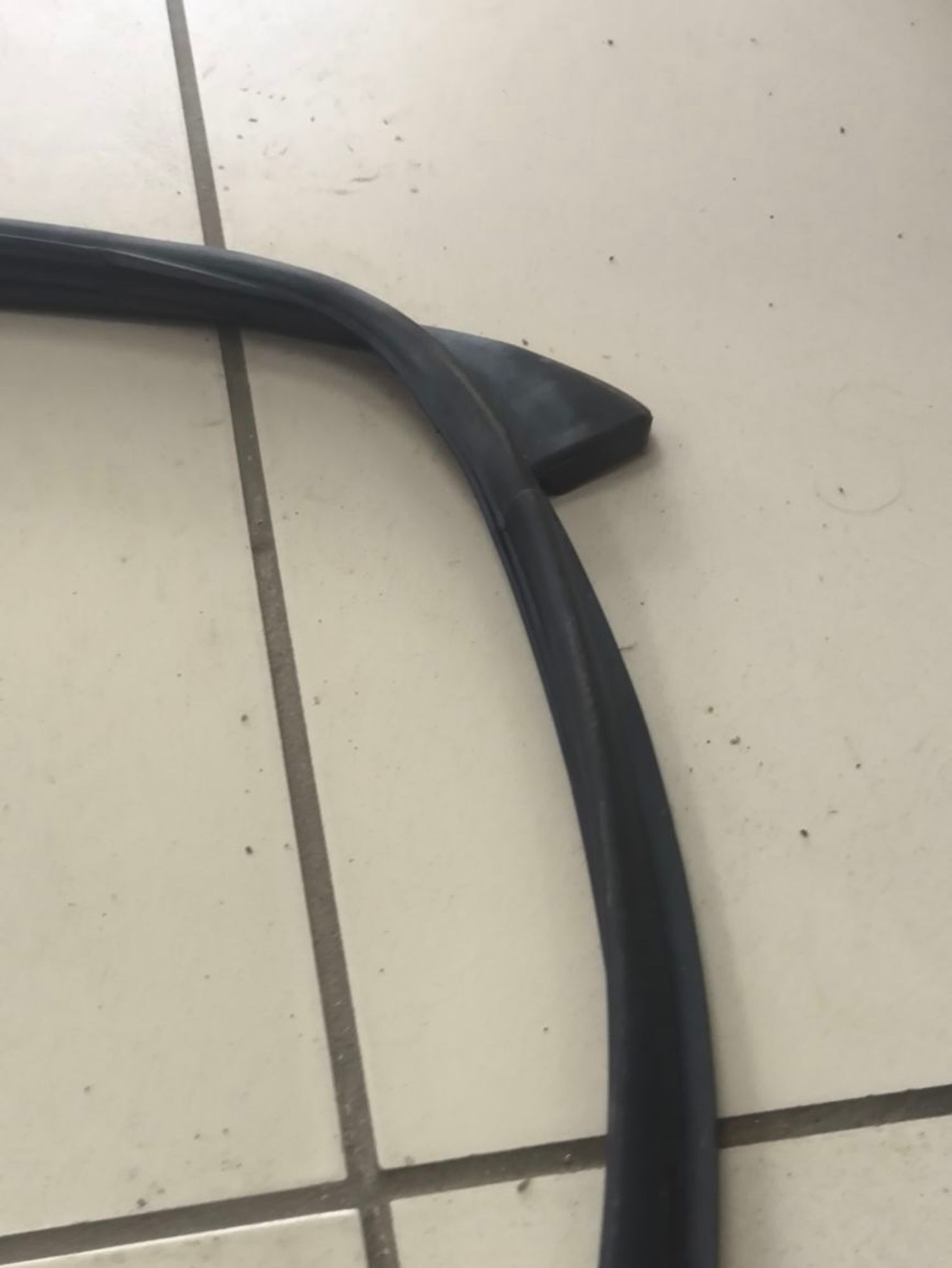 https://ycs.partsauto.market/partsauto-images/thmbs/userImages/a2d258a61cc08549ac0329b7373022c0/part/b8223d1c-da6c-46d5-bb96-68d42da52e5f_1785498547866.jpg