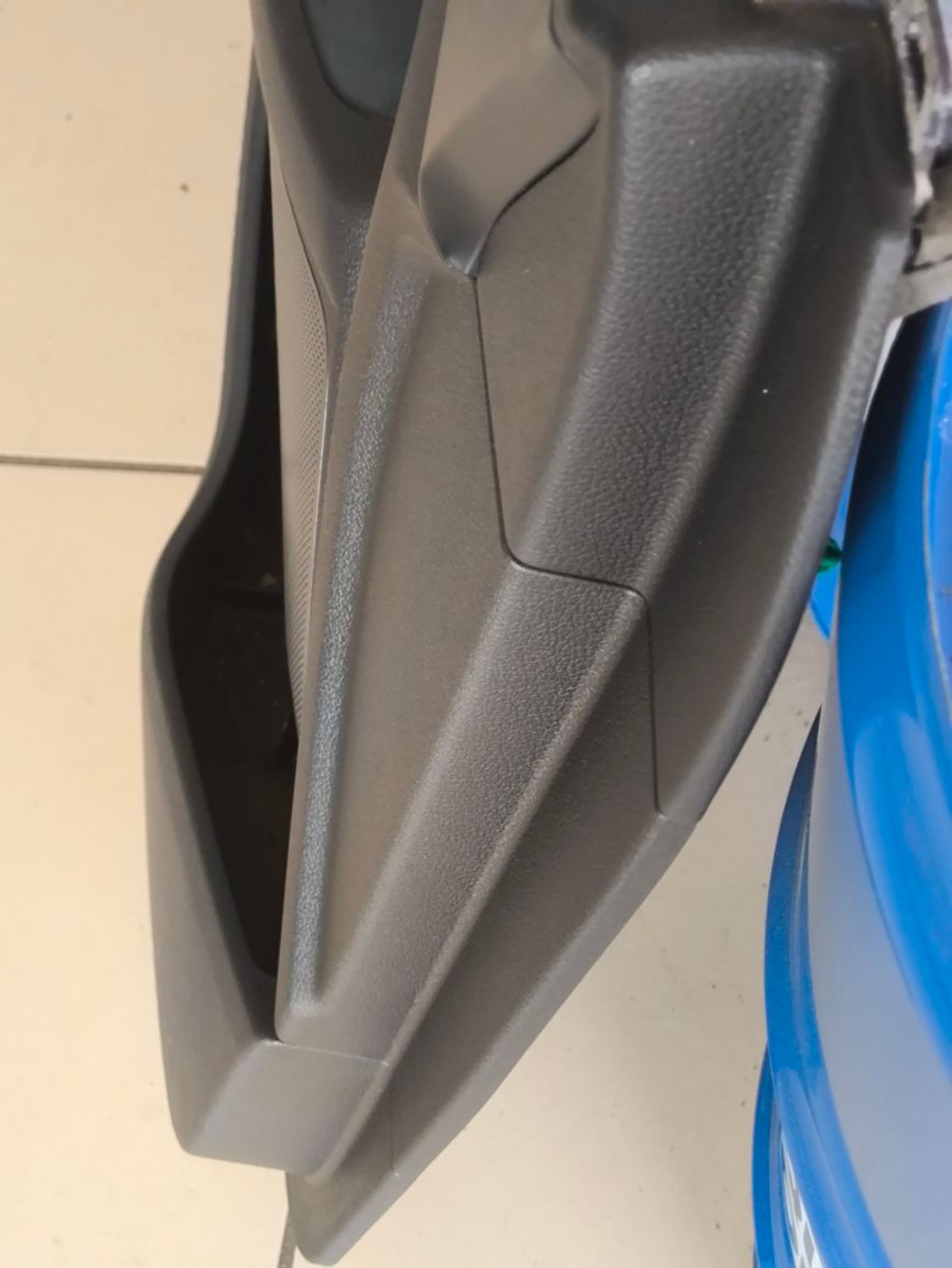 https://ycs.partsauto.market/partsauto-images/thmbs/userImages/a2d258a61cc08549ac0329b7373022c0/part/b909df9d-2fd8-4464-af41-d02c1b593d20_1783322803107.jpg