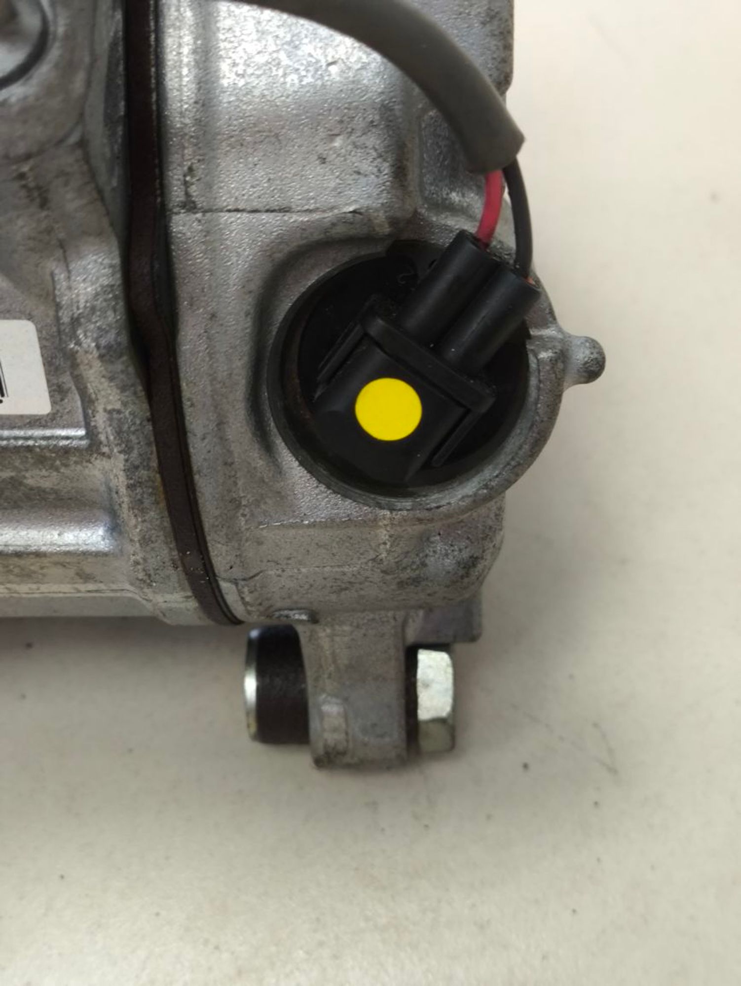 https://ycs.partsauto.market/partsauto-images/thmbs/userImages/a2d258a61cc08549ac0329b7373022c0/part/b9a13f90-26af-43b7-9e52-f5fbc7e0da28_1785936647694.jpg