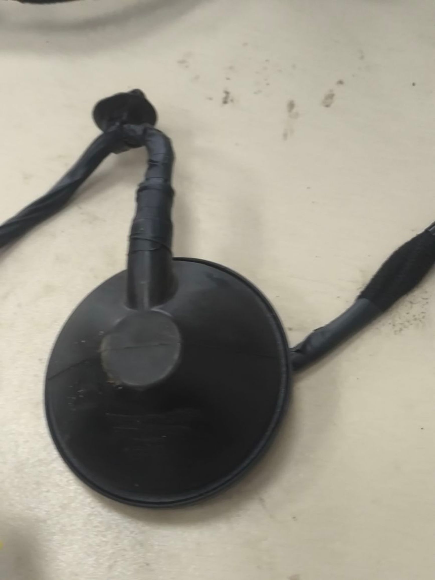 https://ycs.partsauto.market/partsauto-images/thmbs/userImages/a2d258a61cc08549ac0329b7373022c0/part/b9f2d6ff-4db0-4145-9187-20ec9f0ed0e4_1785493118672.jpg