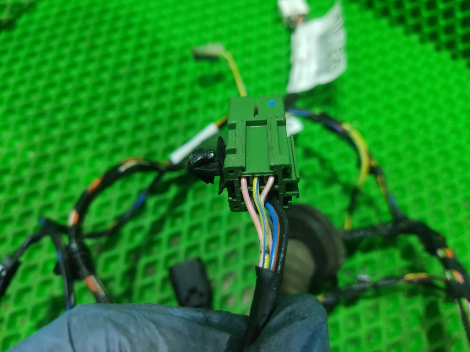 https://ycs.partsauto.market/partsauto-images/thmbs/userImages/a2d258a61cc08549ac0329b7373022c0/part/baab4666-c1b9-4097-8016-6d1e16b31c2e_1771425628546.jpg