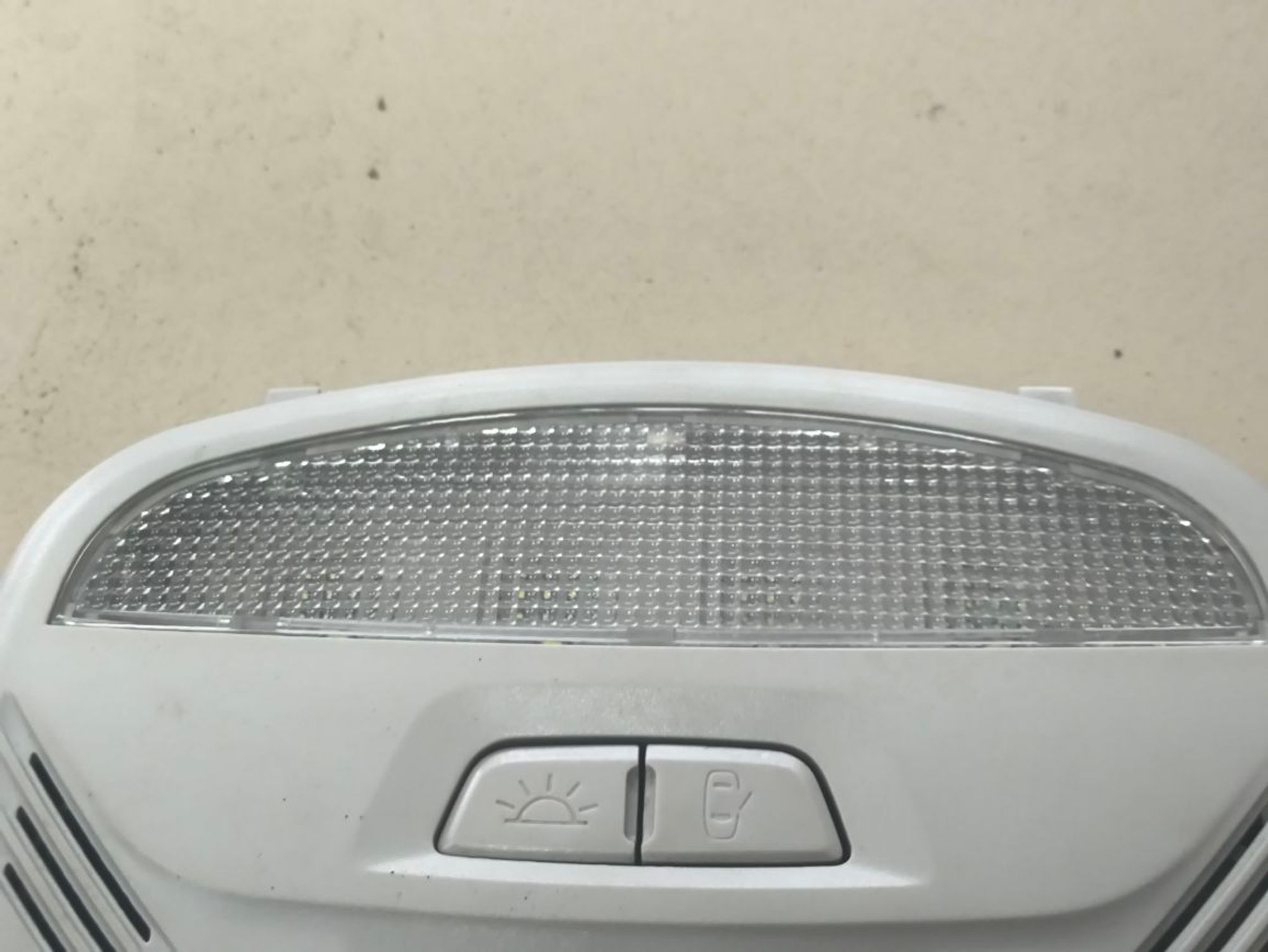 https://ycs.partsauto.market/partsauto-images/thmbs/userImages/a2d258a61cc08549ac0329b7373022c0/part/bac163bb-3c29-4bbe-9934-04bb6a5c0733_1785483445201.jpg