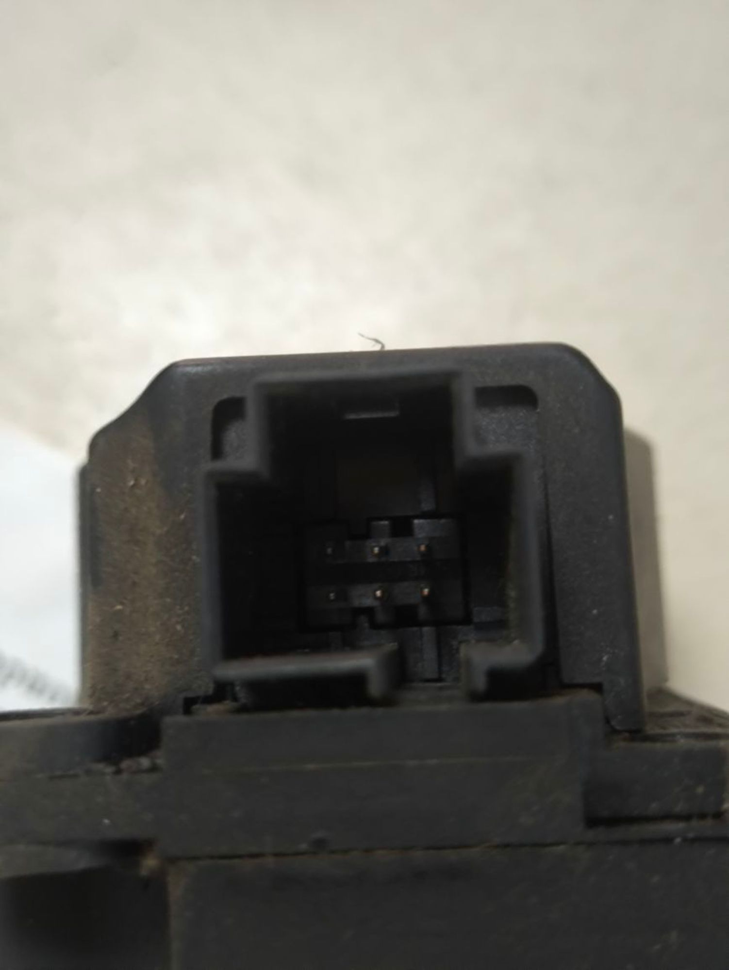 https://ycs.partsauto.market/partsauto-images/thmbs/userImages/a2d258a61cc08549ac0329b7373022c0/part/bb632277-5a28-4105-b26a-f29c5ce3b412_1787033784835.jpg