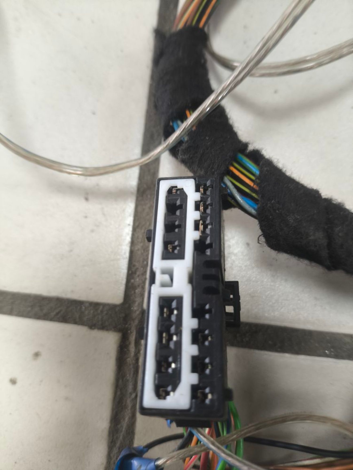 https://ycs.partsauto.market/partsauto-images/thmbs/userImages/a2d258a61cc08549ac0329b7373022c0/part/bbfcf119-6f6d-4bfa-9909-b6cf6782b1b9_1781685802849.jpg