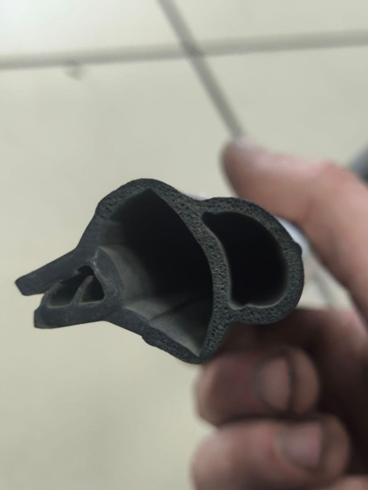 https://ycs.partsauto.market/partsauto-images/thmbs/userImages/a2d258a61cc08549ac0329b7373022c0/part/bca919e2-7e93-4ff8-8820-0ddc87786505_1786532545285.jpg