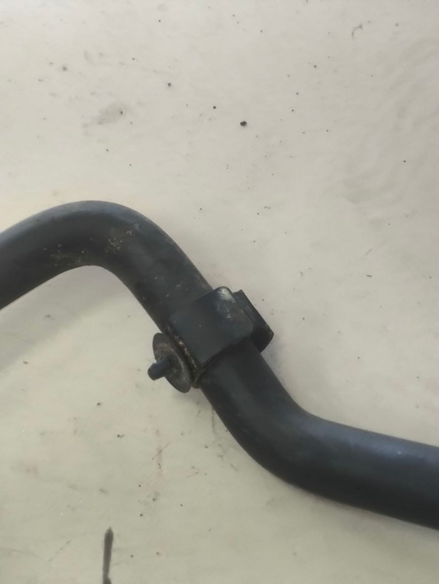 https://ycs.partsauto.market/partsauto-images/thmbs/userImages/a2d258a61cc08549ac0329b7373022c0/part/bcb3b717-51ea-41f5-8498-bccc92545fcc_1786013841939.jpg