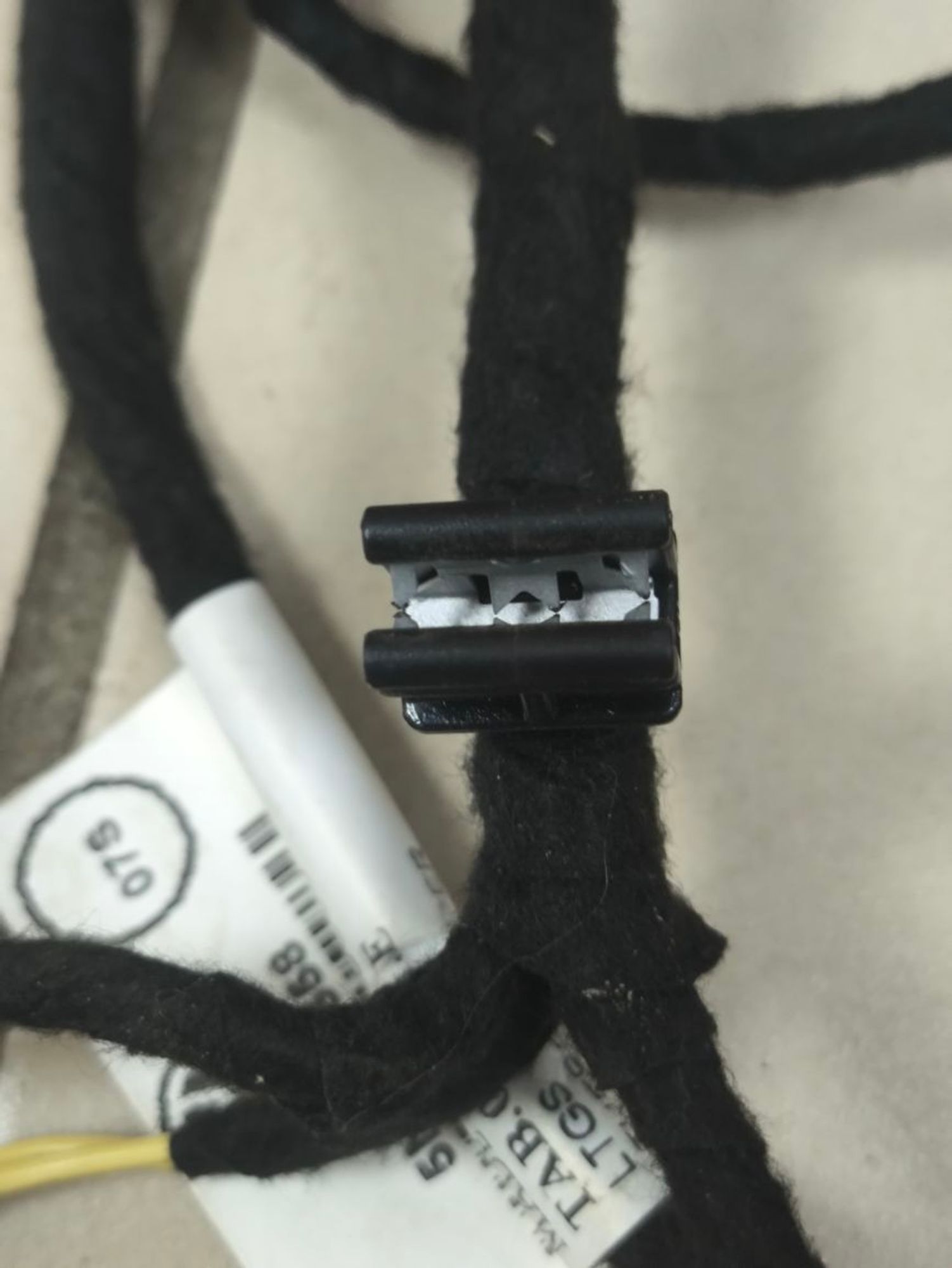 https://ycs.partsauto.market/partsauto-images/thmbs/userImages/a2d258a61cc08549ac0329b7373022c0/part/bdfd0537-6cfe-4723-9b0a-bf38ced99314_1781939431161.jpg