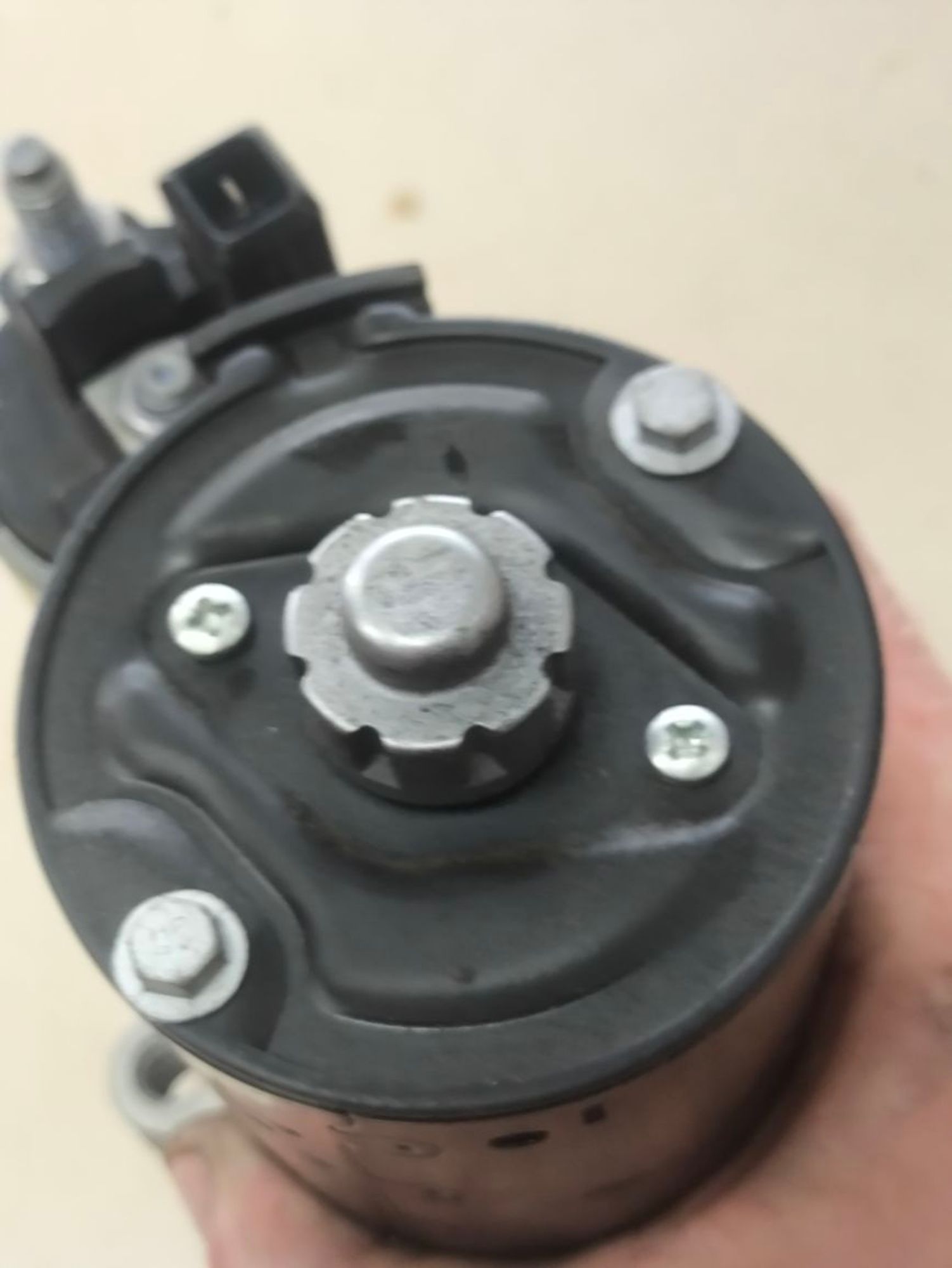 https://ycs.partsauto.market/partsauto-images/thmbs/userImages/a2d258a61cc08549ac0329b7373022c0/part/be0e822a-e954-4368-b2fa-d27c7494509c_1785940341289.jpg