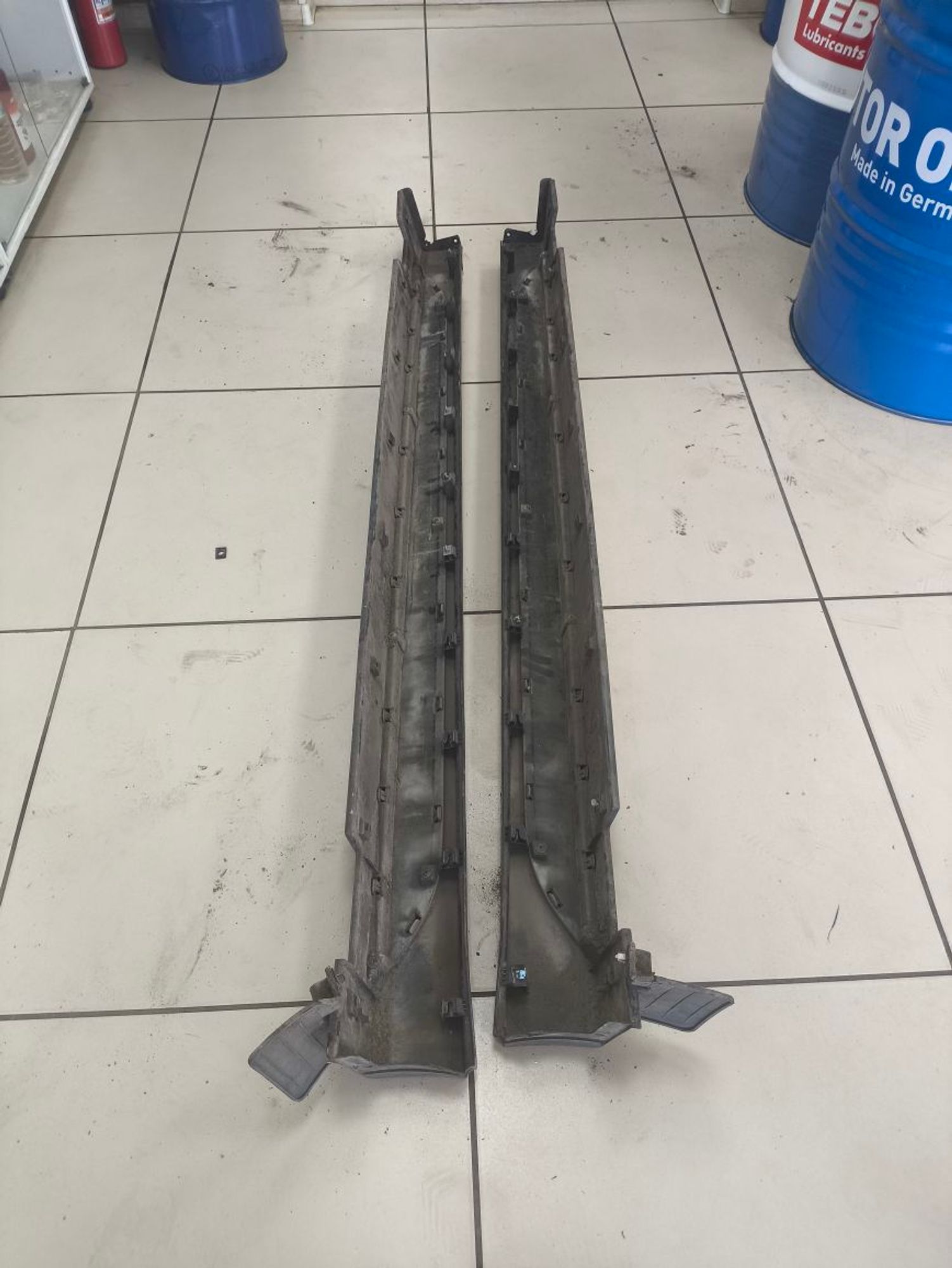 https://ycs.partsauto.market/partsauto-images/thmbs/userImages/a2d258a61cc08549ac0329b7373022c0/part/c063cca8-fa84-49c6-9040-ebb642e49c19_1787137963093.jpg