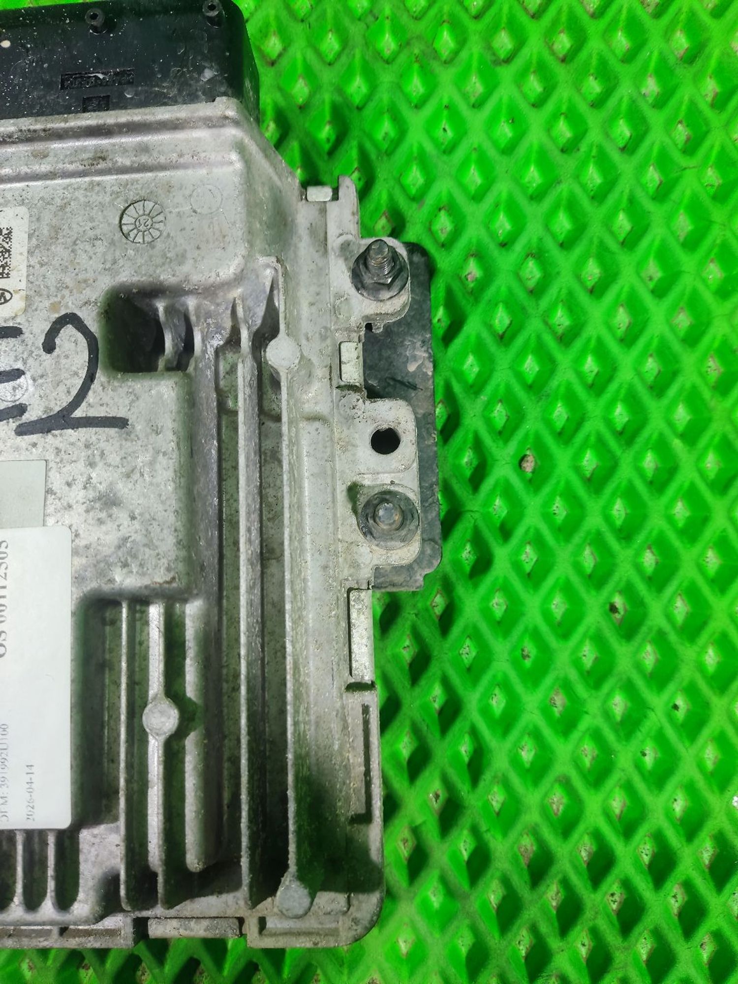 https://ycs.partsauto.market/partsauto-images/thmbs/userImages/a2d258a61cc08549ac0329b7373022c0/part/c51af950-b016-4cdd-86b6-6da2cf7ad175_1776147796051.jpg