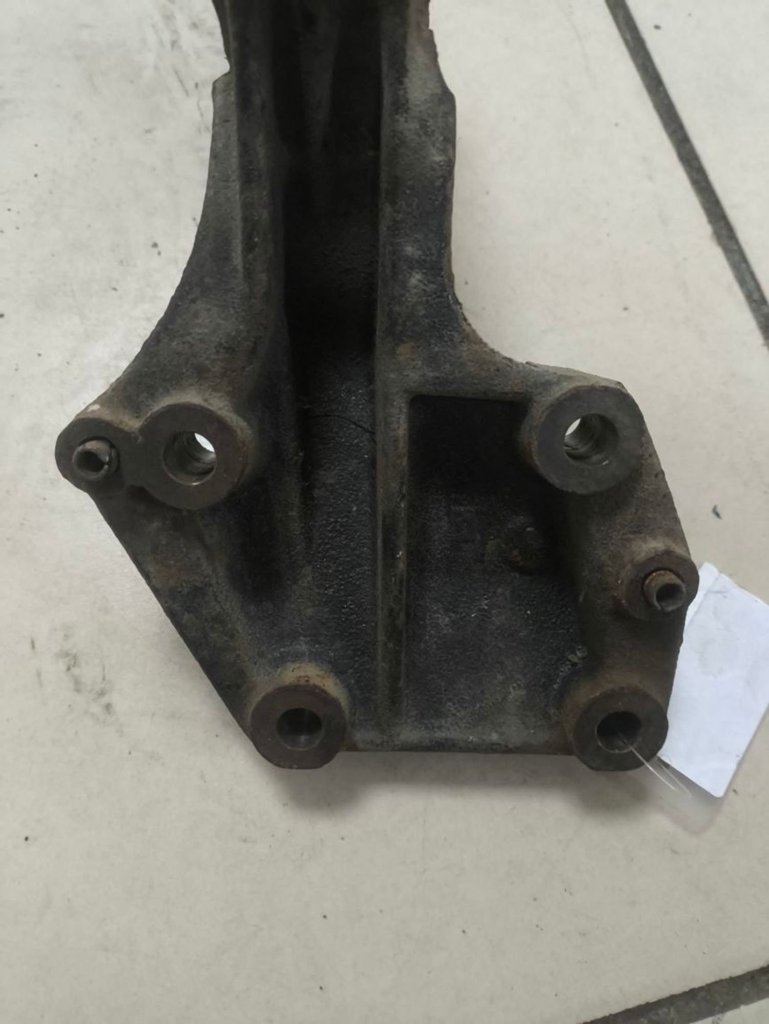 https://ycs.partsauto.market/partsauto-images/thmbs/userImages/a2d258a61cc08549ac0329b7373022c0/part/cb1d9d1f-5e24-4281-b317-9a209b395982_1787149828071.jpg