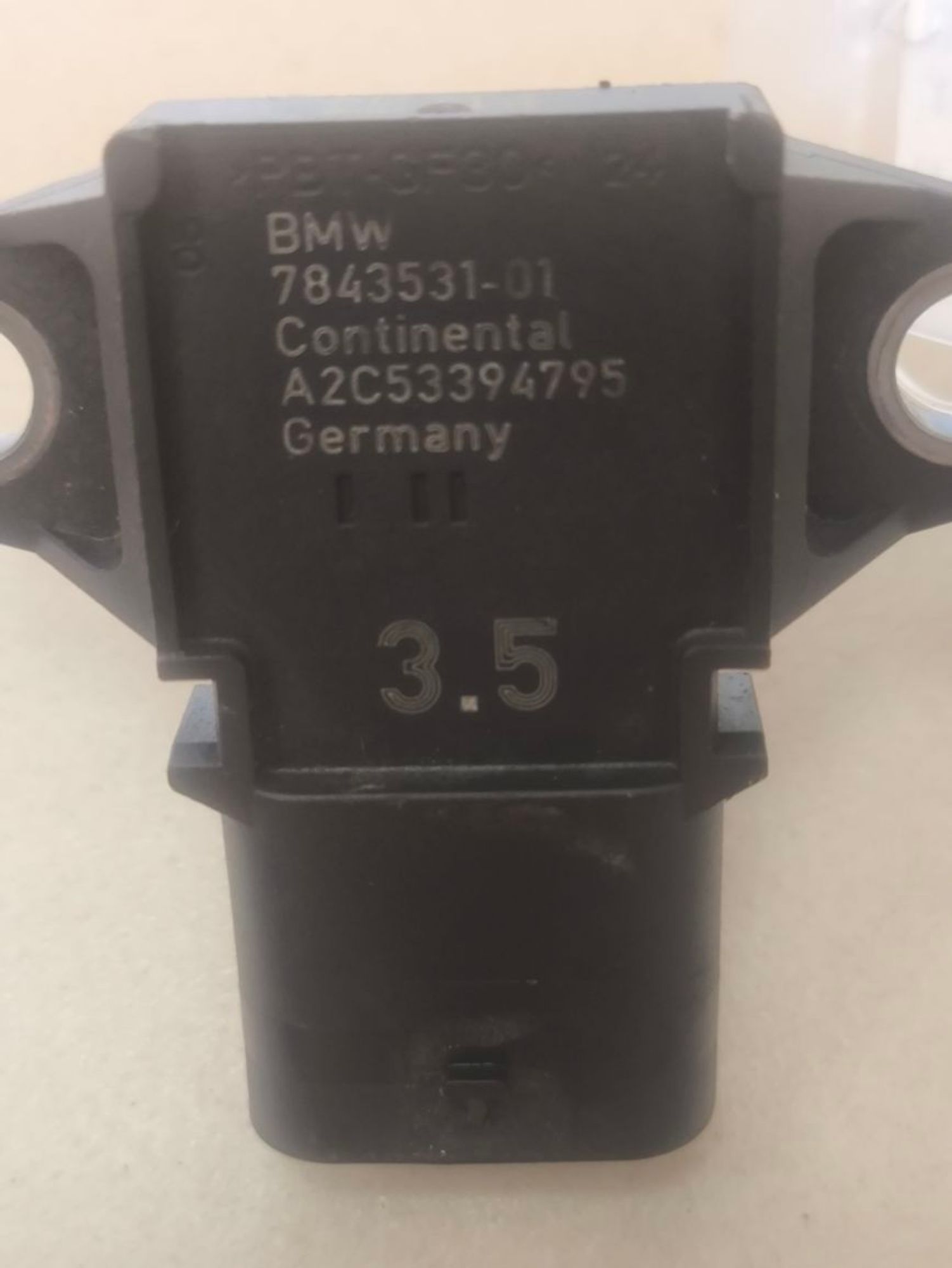 https://ycs.partsauto.market/partsauto-images/thmbs/userImages/a2d258a61cc08549ac0329b7373022c0/part/cb7e3bdf-0b17-4580-a606-c69407a051c8_1786083822918.jpg