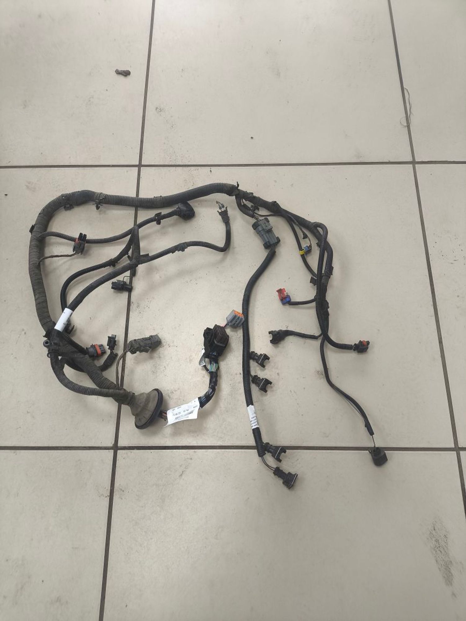 https://ycs.partsauto.market/partsauto-images/thmbs/userImages/a2d258a61cc08549ac0329b7373022c0/part/ce221f2e-025f-47dd-8fc8-df9668f3b8d2_1785487743647.jpg