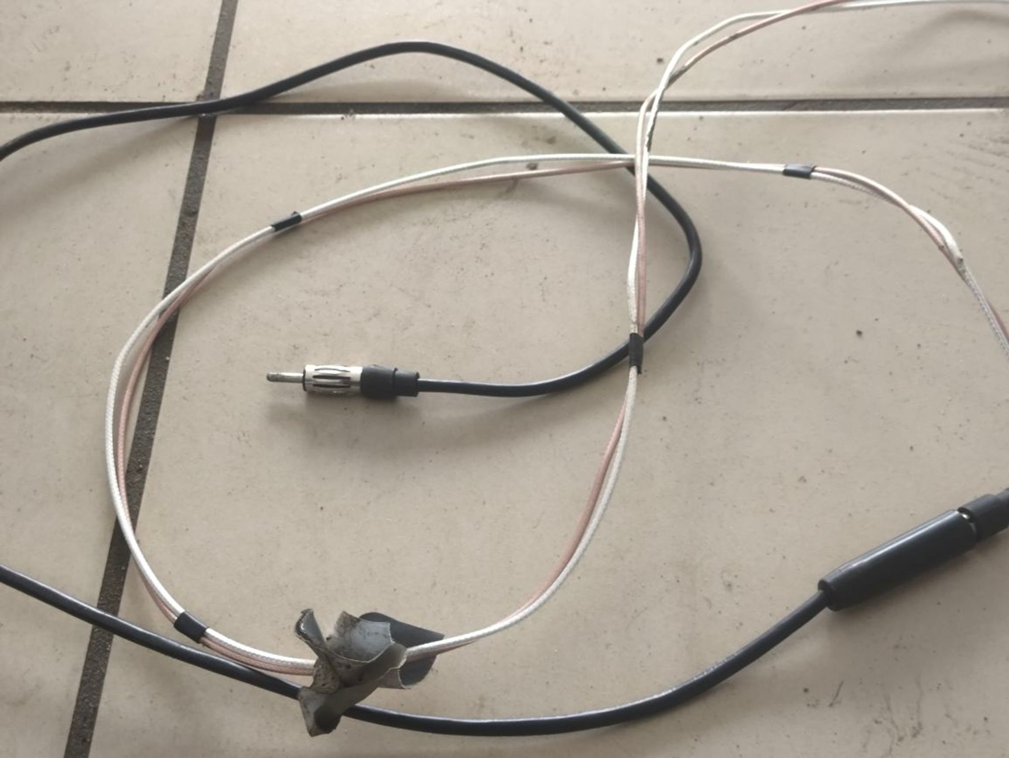 https://ycs.partsauto.market/partsauto-images/thmbs/userImages/a2d258a61cc08549ac0329b7373022c0/part/d2fda2db-dddc-4964-a8e6-e473d177cb5f_1785481970519.jpg