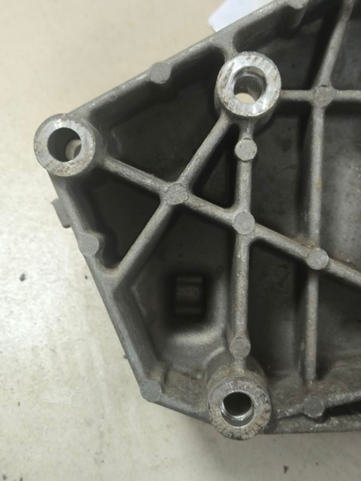https://ycs.partsauto.market/partsauto-images/thmbs/userImages/a2d258a61cc08549ac0329b7373022c0/part/d31e3b4a-c9f7-4369-a3a9-5c903a522035_1787210377109.jpg