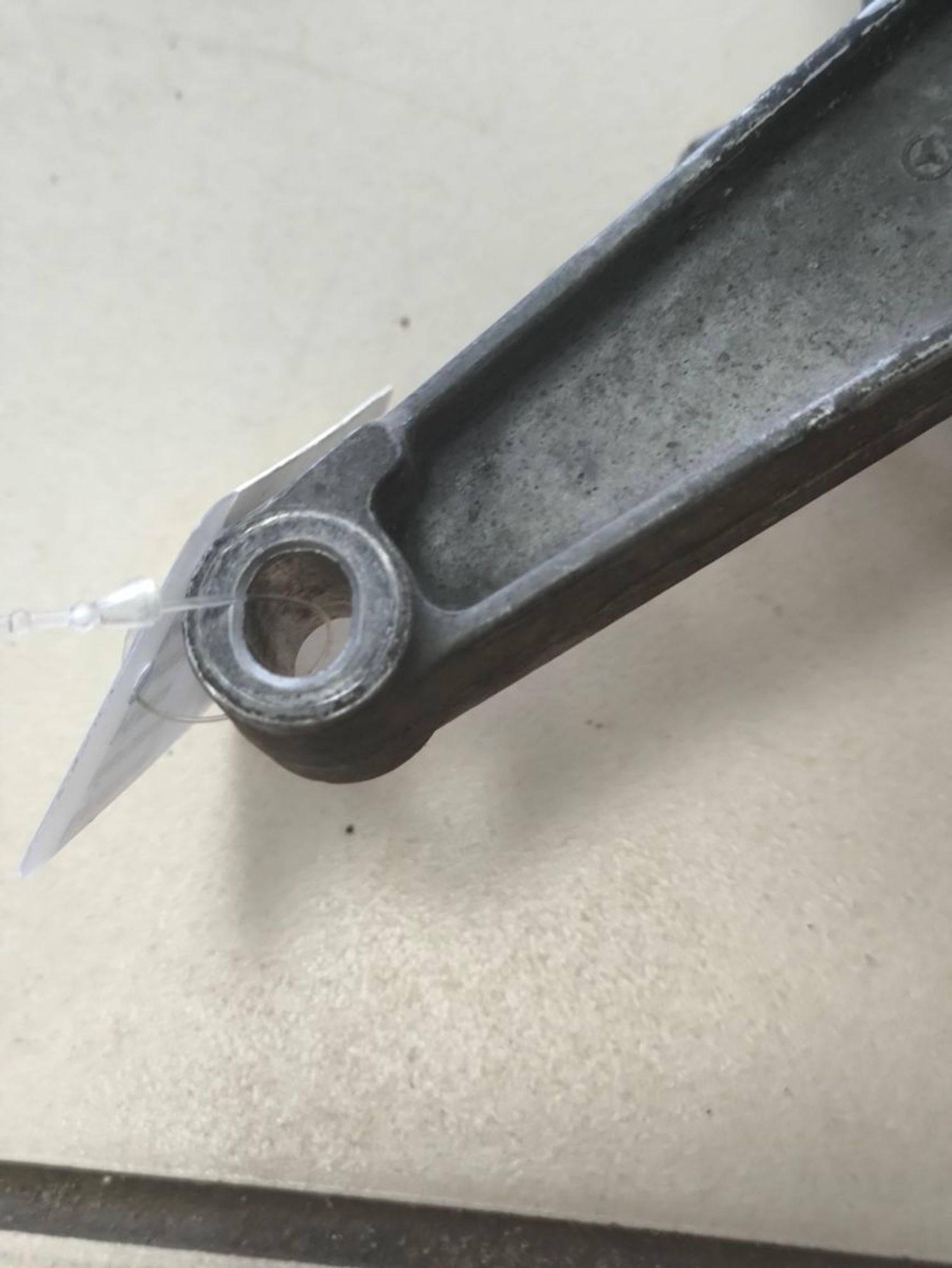 https://ycs.partsauto.market/partsauto-images/thmbs/userImages/a2d258a61cc08549ac0329b7373022c0/part/d4824e0b-7181-41d9-85c8-57dea8356eb7_1784727998218.jpg