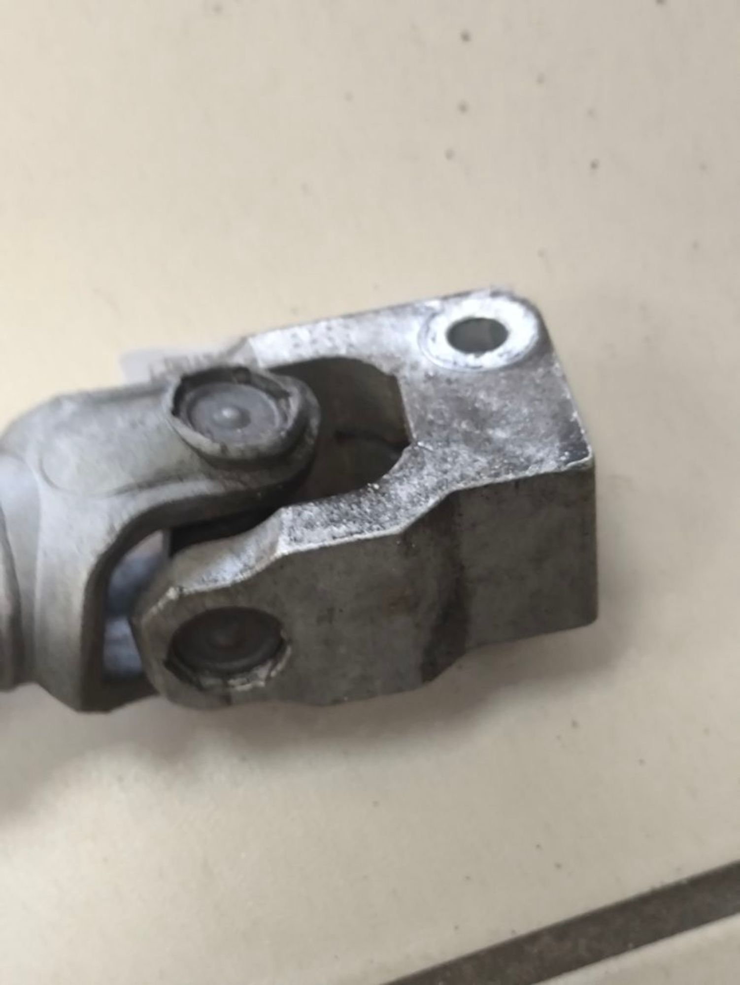 https://ycs.partsauto.market/partsauto-images/thmbs/userImages/a2d258a61cc08549ac0329b7373022c0/part/d4df52ad-0e76-4512-8d6f-546fbf9023ed_1782392900349.jpg