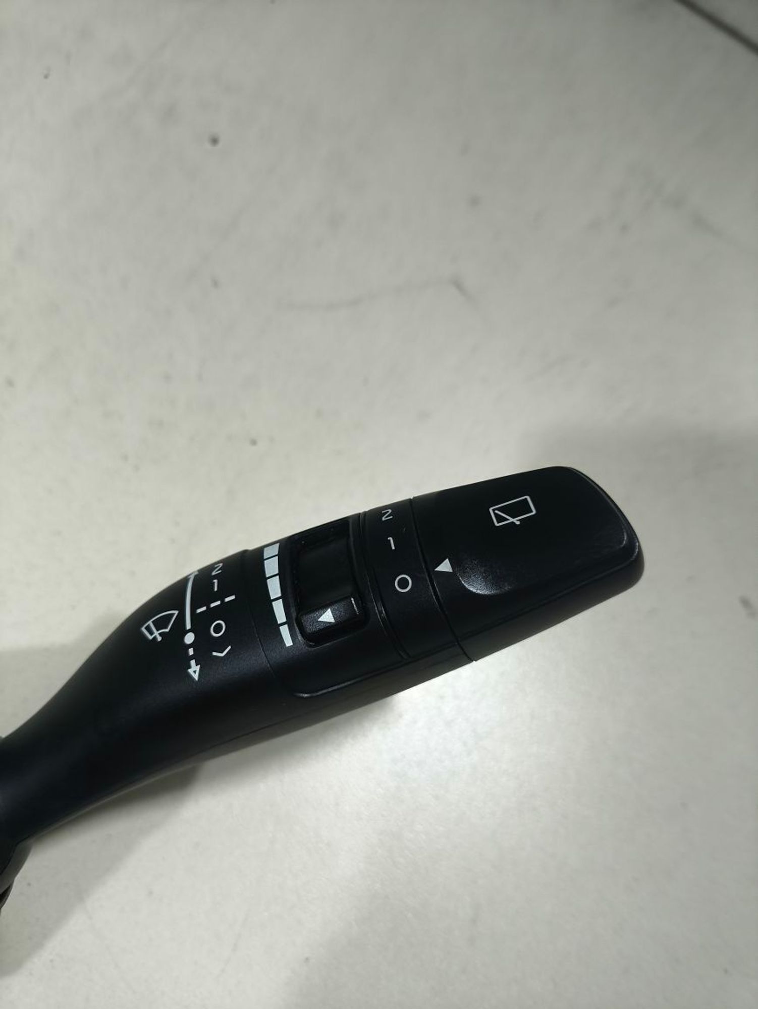 https://ycs.partsauto.market/partsauto-images/thmbs/userImages/a2d258a61cc08549ac0329b7373022c0/part/d52be40b-5823-476c-9ba5-6f84519452a4_1780049188830.jpg
