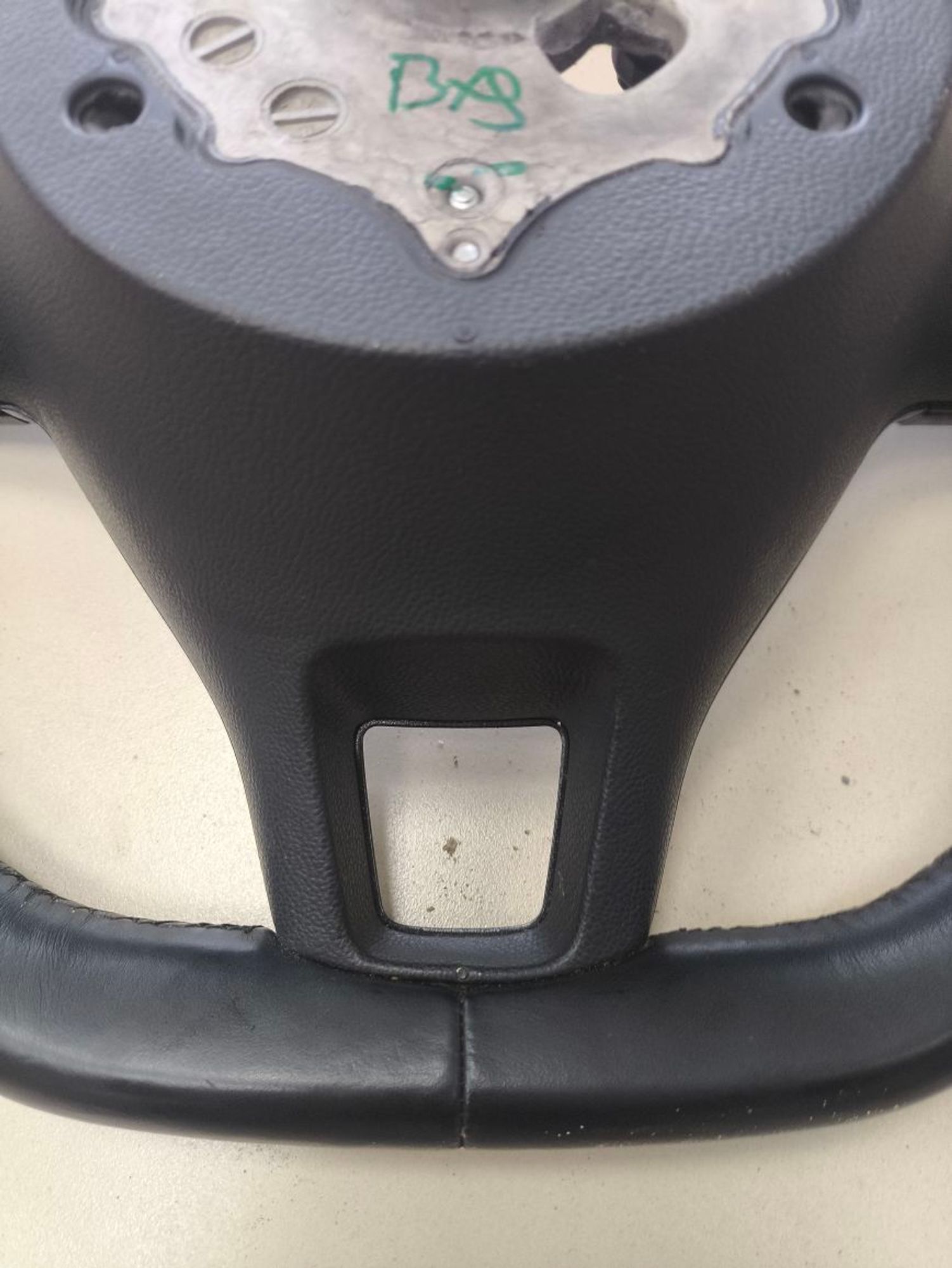 https://ycs.partsauto.market/partsauto-images/thmbs/userImages/a2d258a61cc08549ac0329b7373022c0/part/d578649a-15cb-4c64-859c-e728fe686dfa_1782392010076.jpg