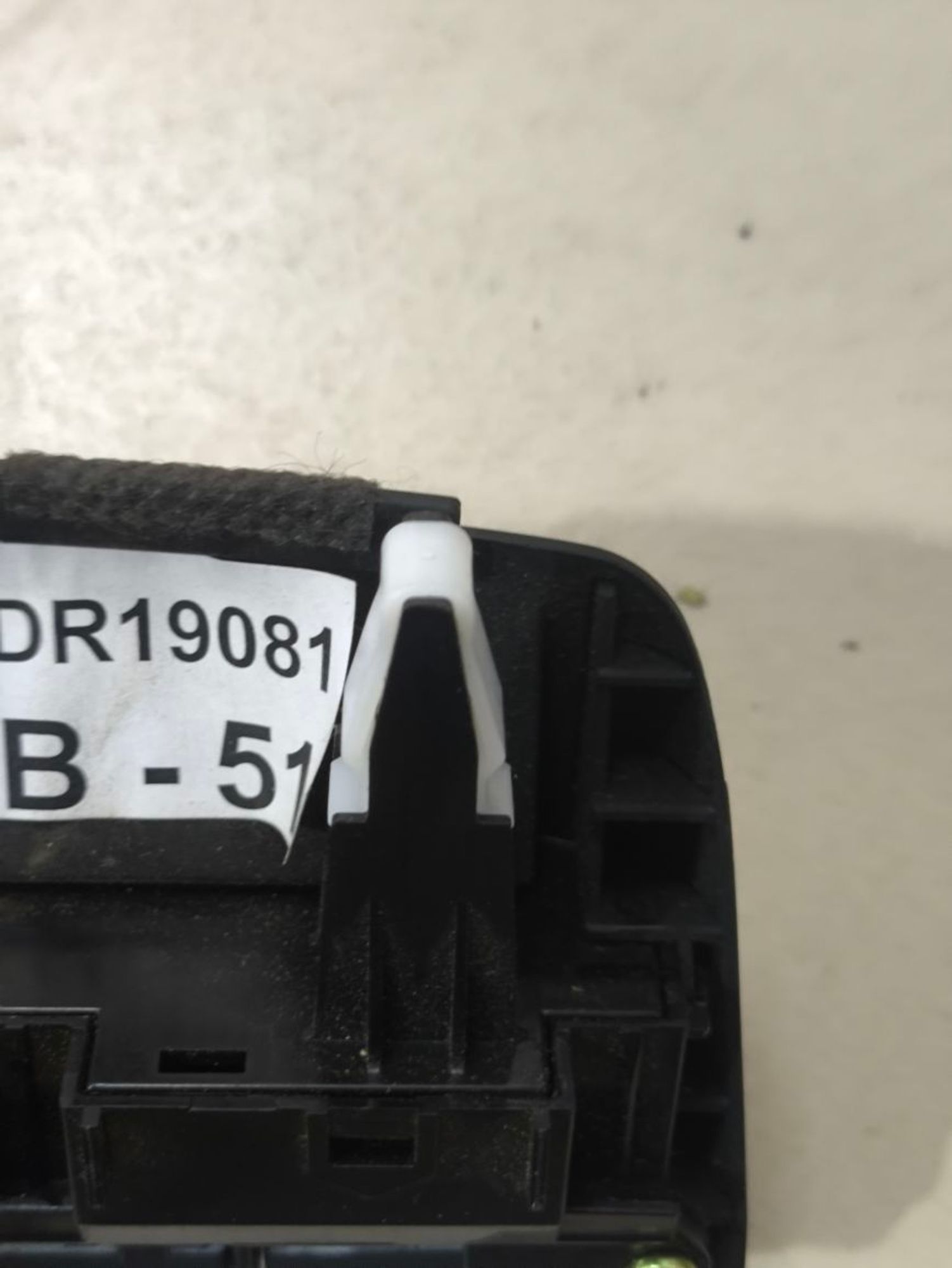 https://ycs.partsauto.market/partsauto-images/thmbs/userImages/a2d258a61cc08549ac0329b7373022c0/part/d5d82a4d-b9fc-4373-872e-54be3dbdc7d1_1782305559301.jpg