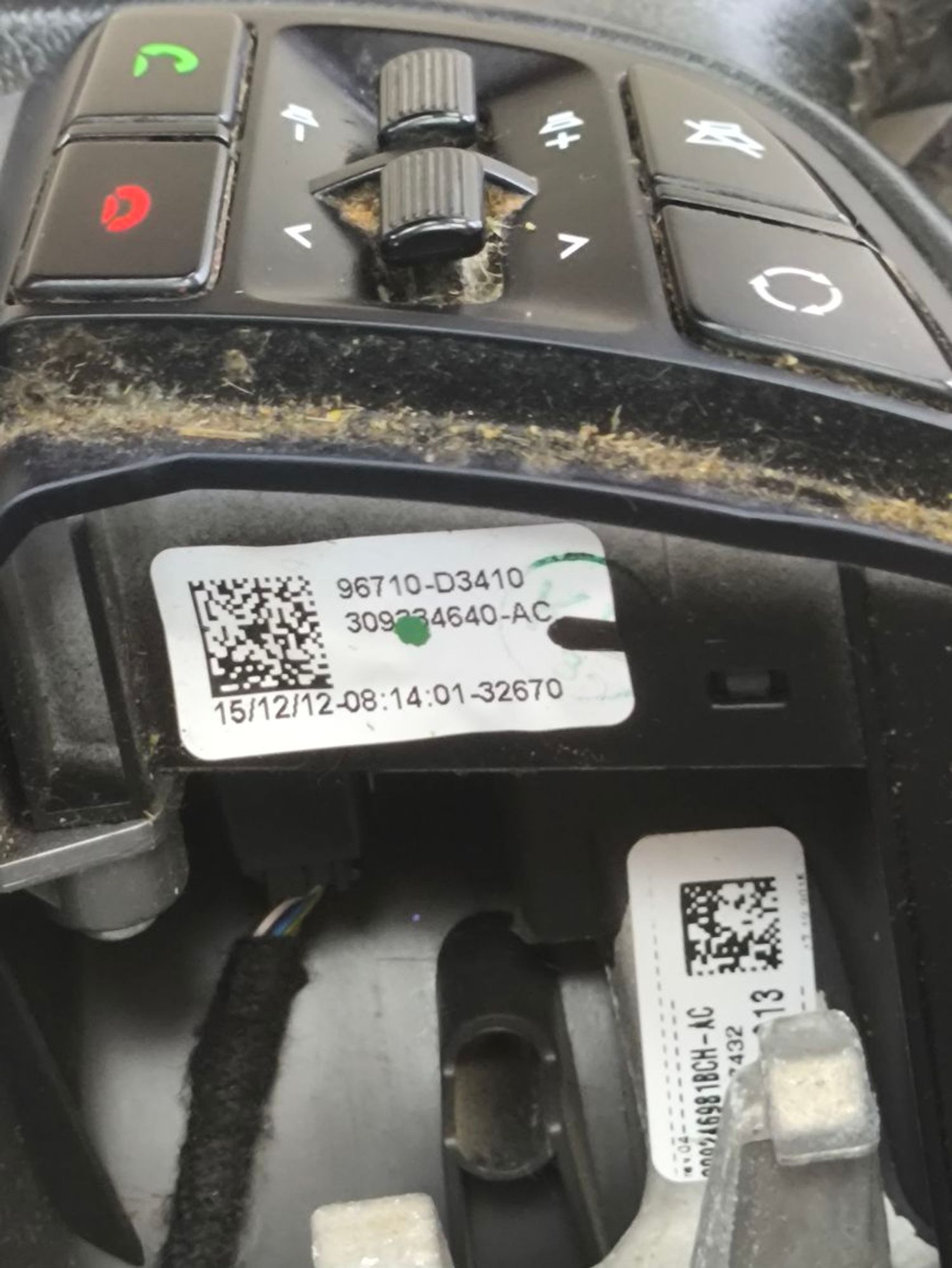https://ycs.partsauto.market/partsauto-images/thmbs/userImages/a2d258a61cc08549ac0329b7373022c0/part/d798fd25-c9b9-4ae7-a1ff-3fa54e5f392f_1782477155810.jpg