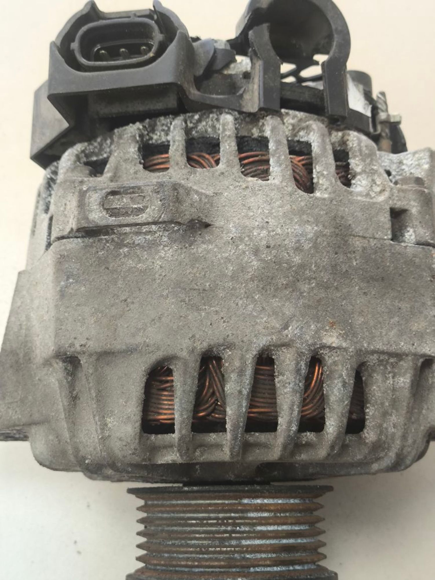 https://ycs.partsauto.market/partsauto-images/thmbs/userImages/a2d258a61cc08549ac0329b7373022c0/part/d7b161e9-4863-4702-8242-cf09805f4115_1785588860643.jpg