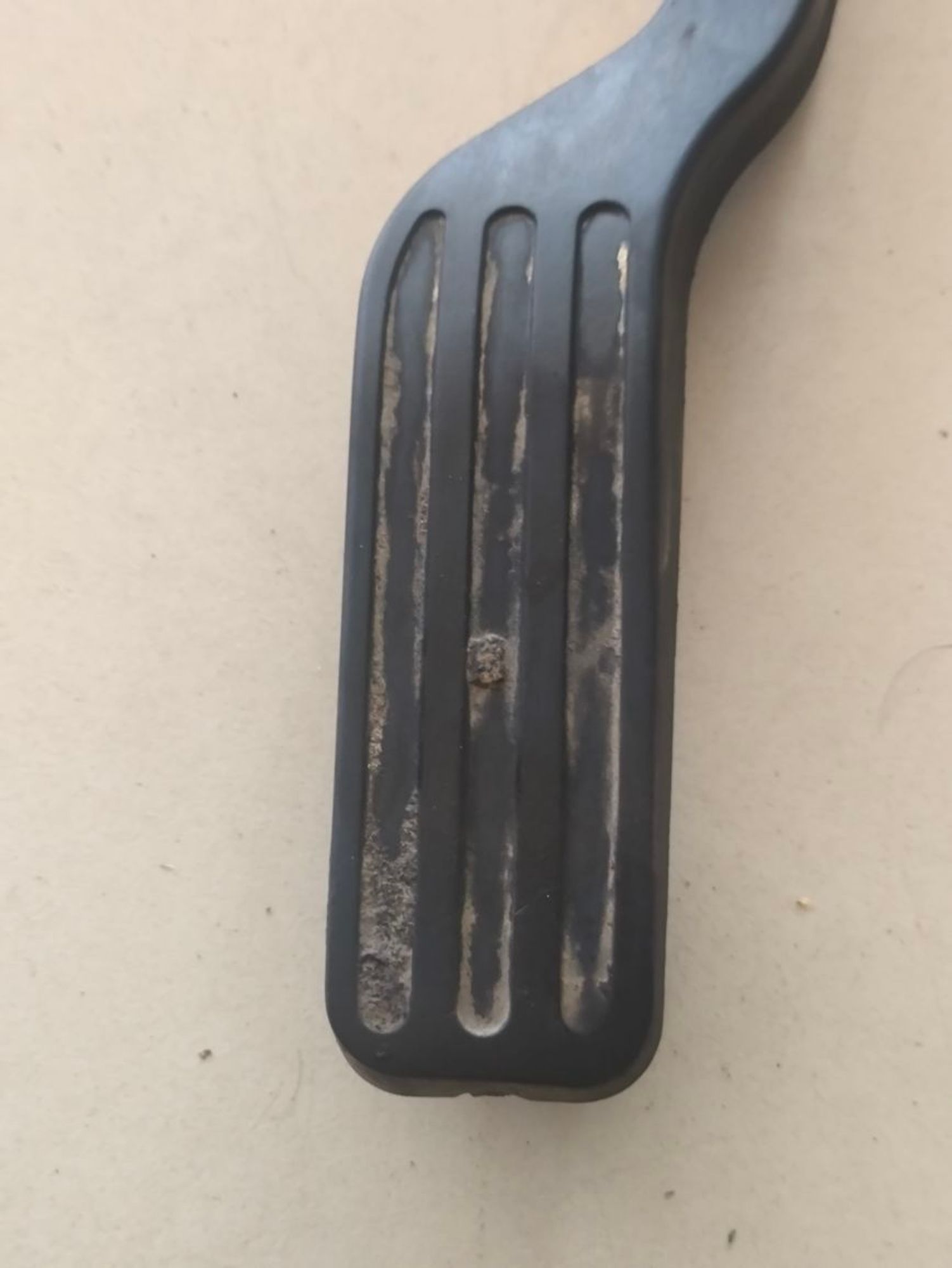 https://ycs.partsauto.market/partsauto-images/thmbs/userImages/a2d258a61cc08549ac0329b7373022c0/part/d7d69a19-2cd3-4353-8b24-0adb200c464e_1787122936960.jpg