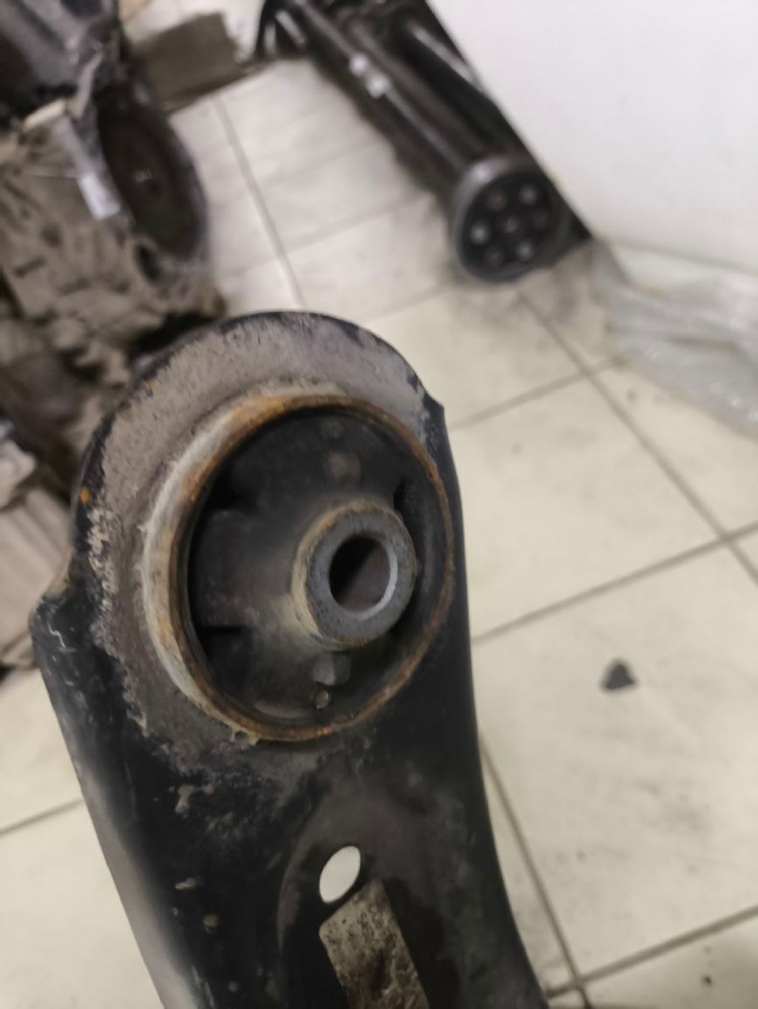 https://ycs.partsauto.market/partsauto-images/thmbs/userImages/a2d258a61cc08549ac0329b7373022c0/part/d877ac16-749f-4b40-8392-83687693ba7a_1787042712931.jpg